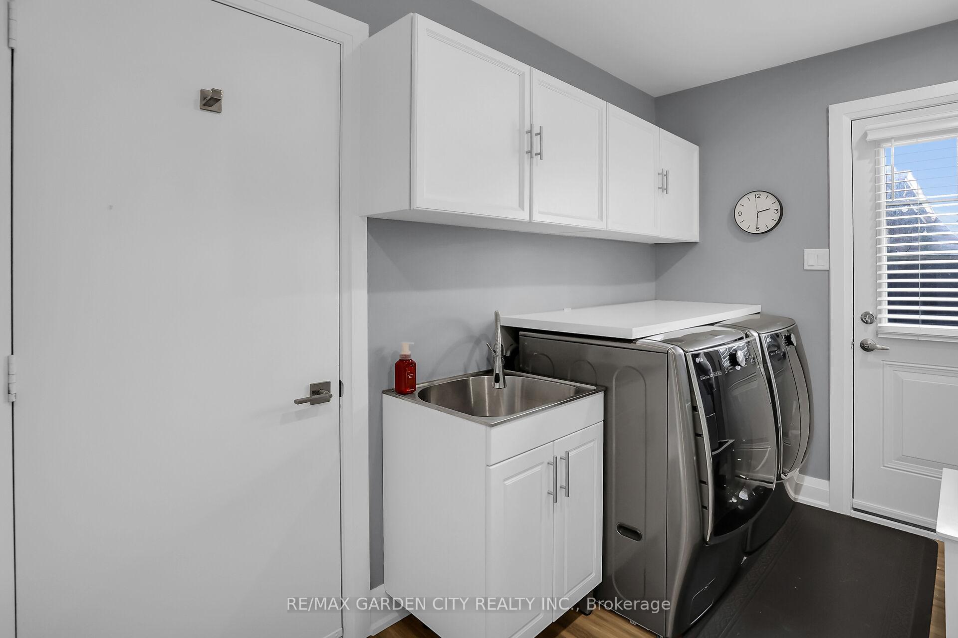 Photo 21 of 23 Rembrandt Drive, Grimsby, Grimsby Beach — HOMEH