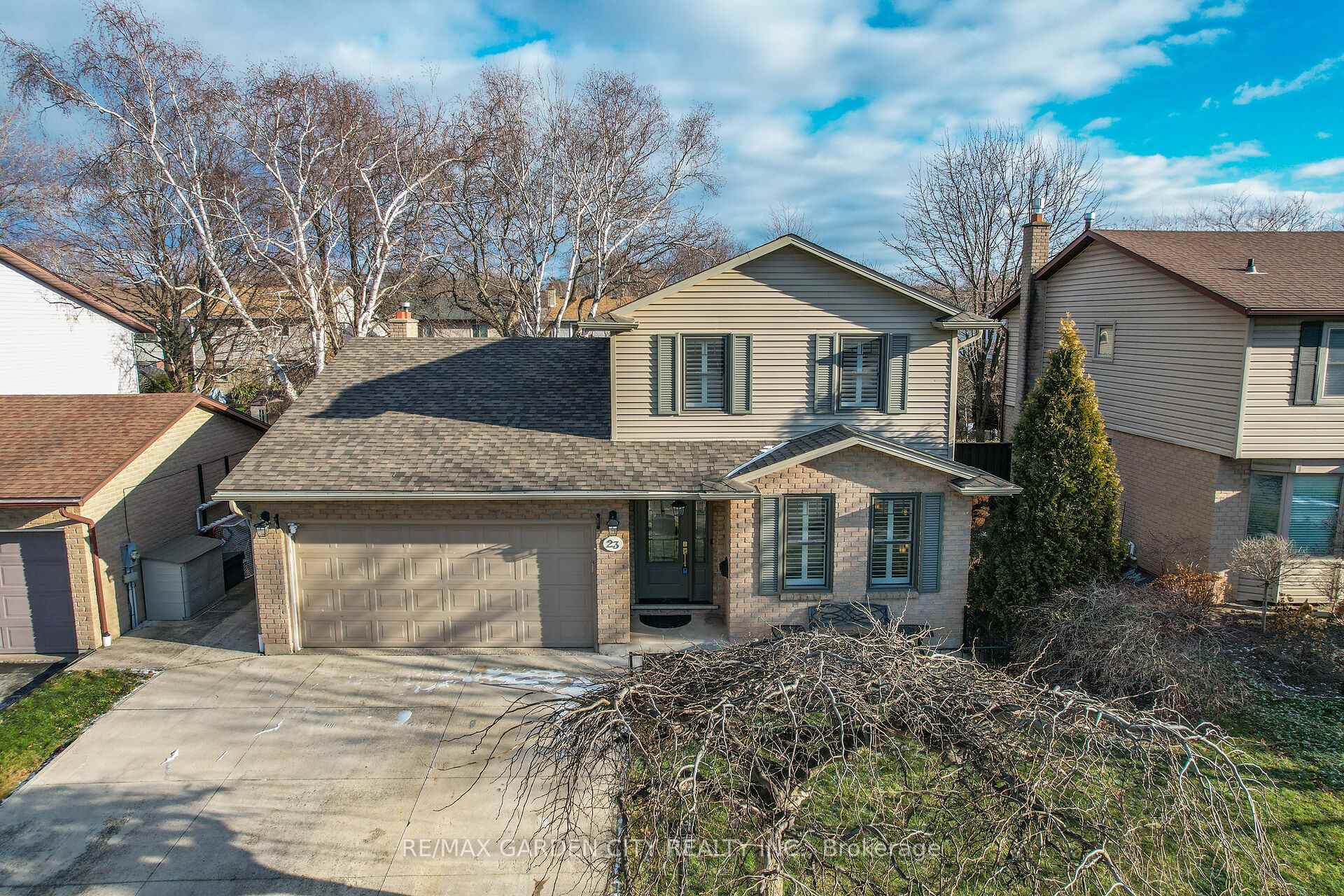 Photo 40 of 23 Rembrandt Drive, Grimsby, Grimsby Beach — HOMEH