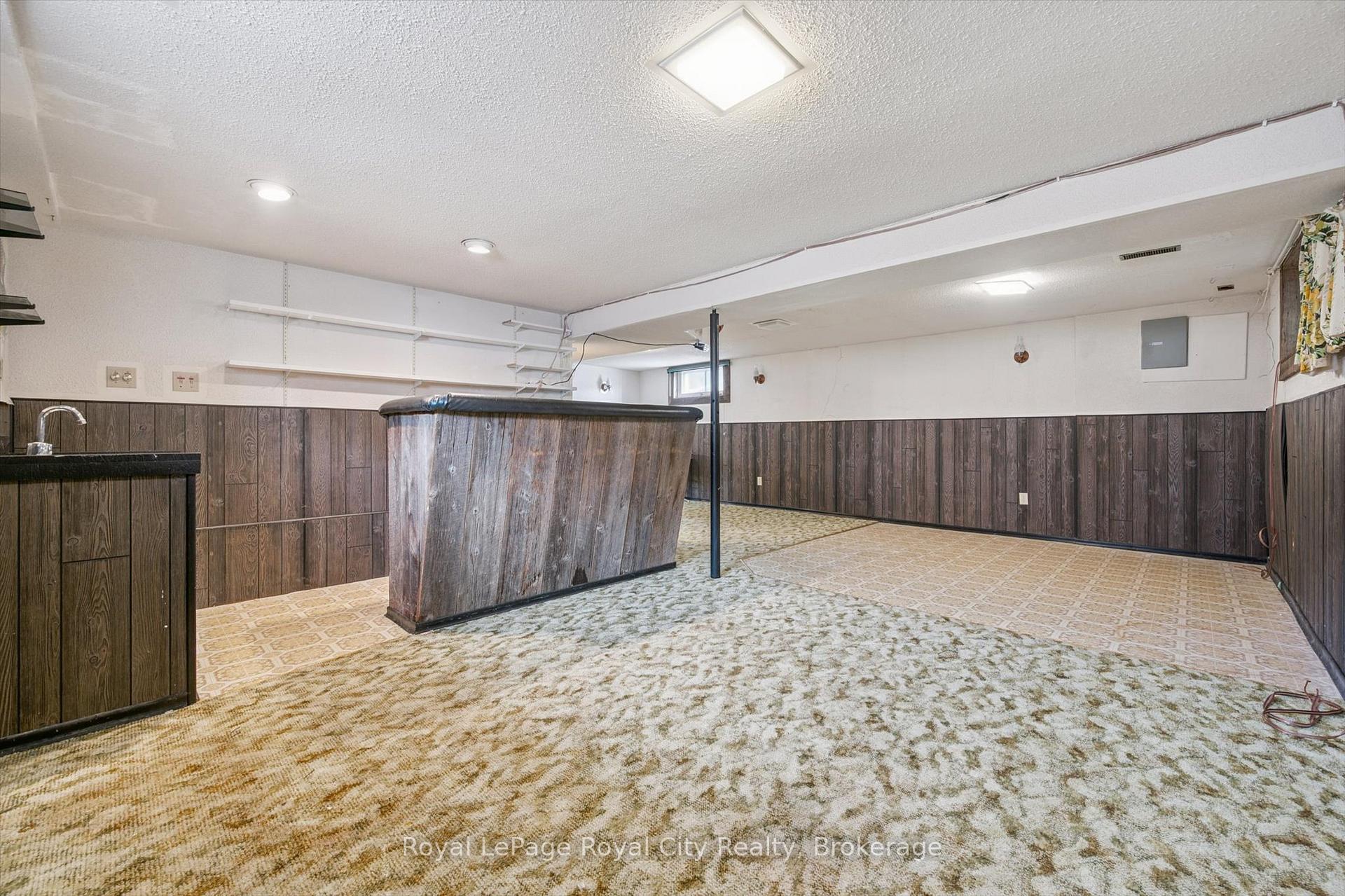 Photo 3 of 24 Hooper Street, Guelph, St. Patrick's Ward — HOMEH
