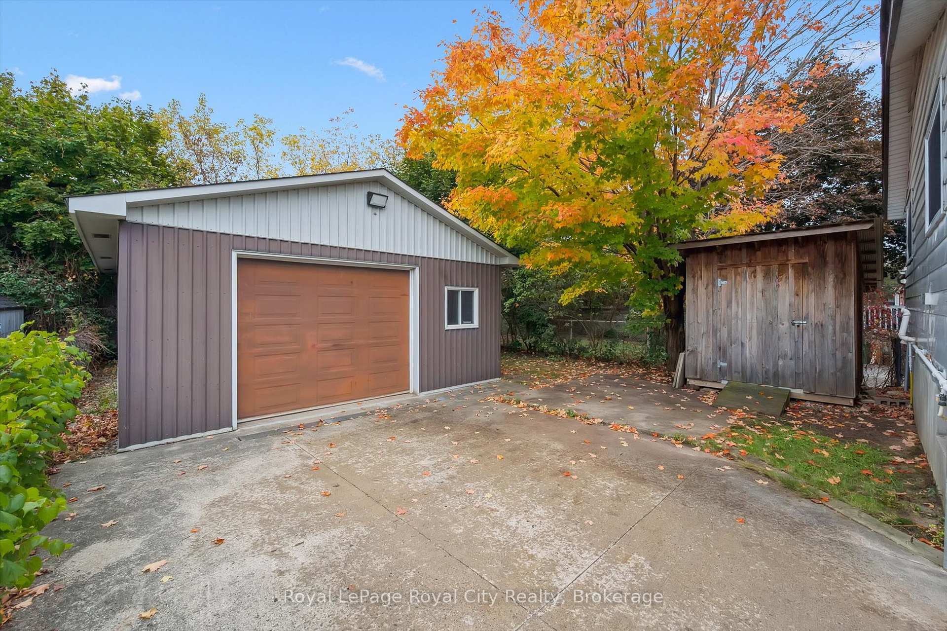 Photo 5 of 24 Hooper Street, Guelph, St. Patrick's Ward — HOMEH