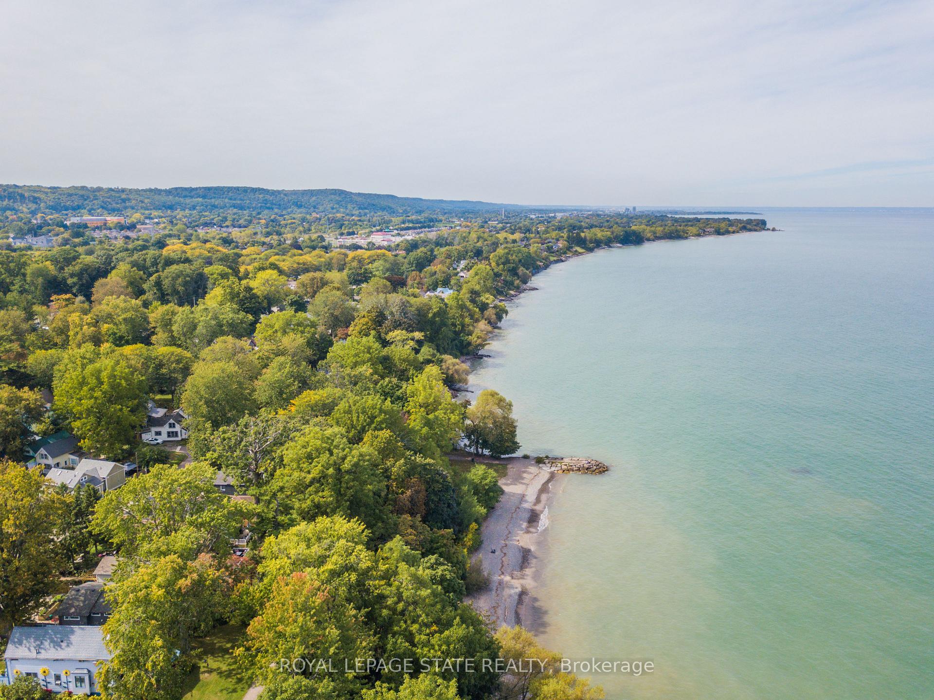 Photo 39 of 3 East Street E, Grimsby, Grimsby Beach — HOMEH