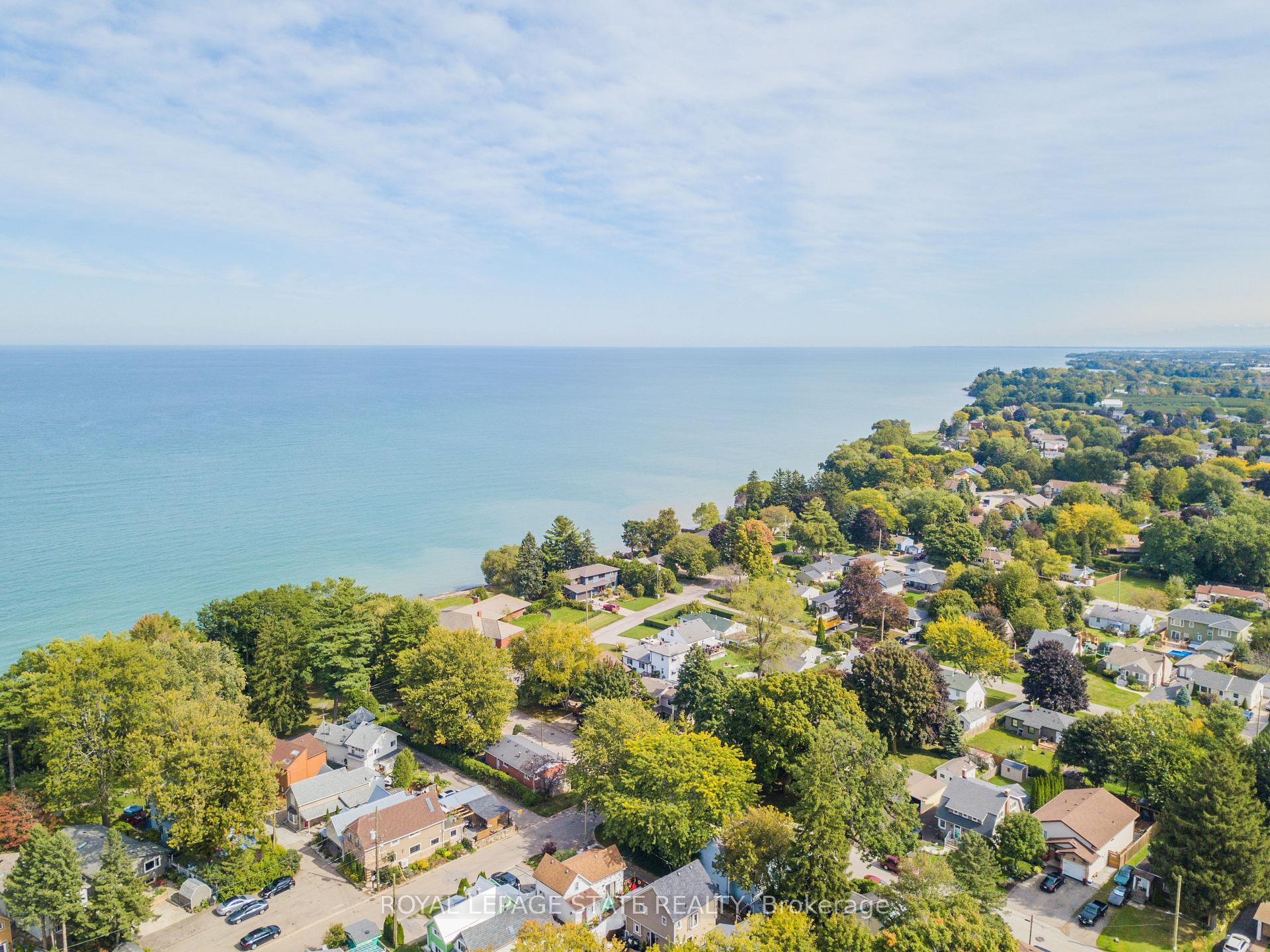 Photo 40 of 3 East Street E, Grimsby, Grimsby Beach — HOMEH