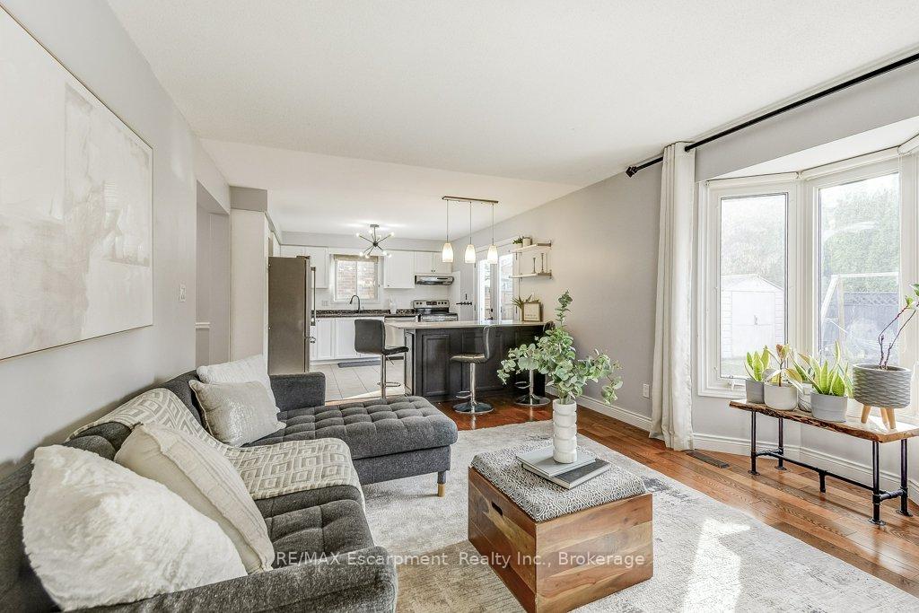 Photo 16 of 19 National Drive, Hamilton, Gershome — HOMEH