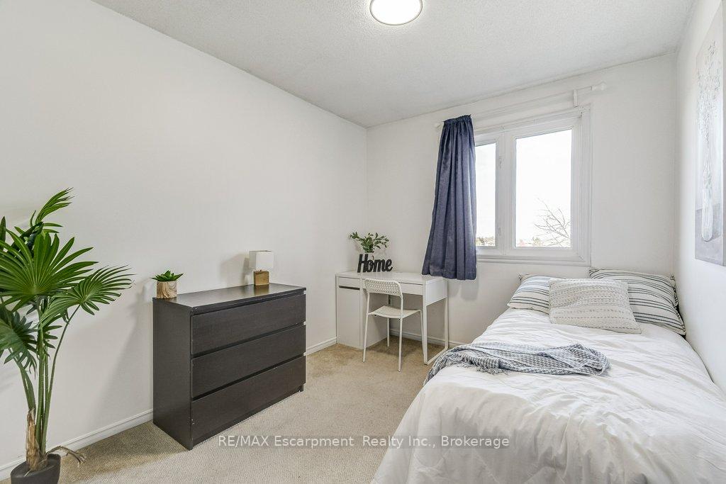 Photo 27 of 19 National Drive, Hamilton, Gershome — HOMEH