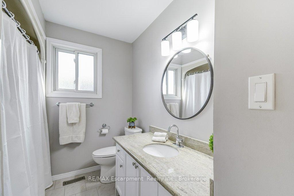 Photo 31 of 19 National Drive, Hamilton, Gershome — HOMEH