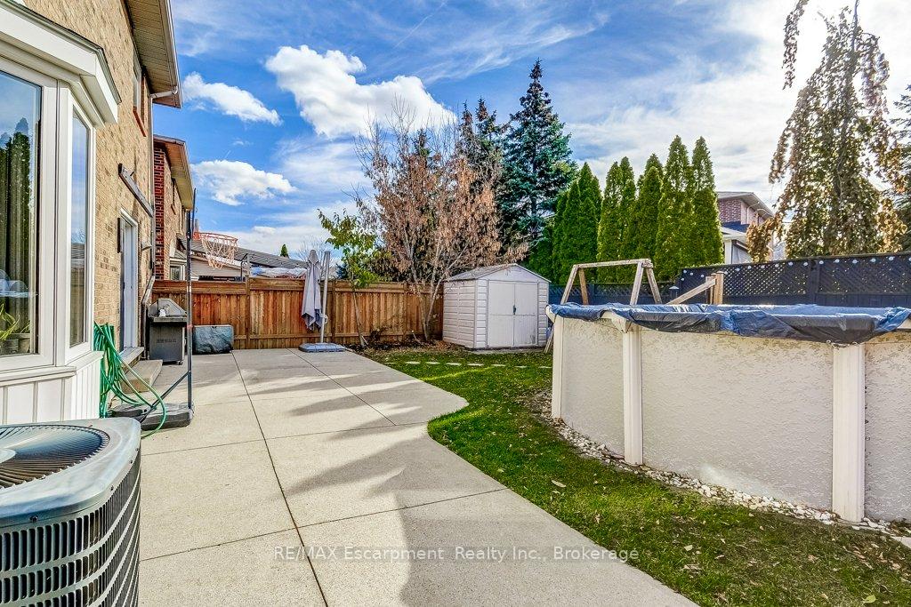 Photo 43 of 19 National Drive, Hamilton, Gershome — HOMEH