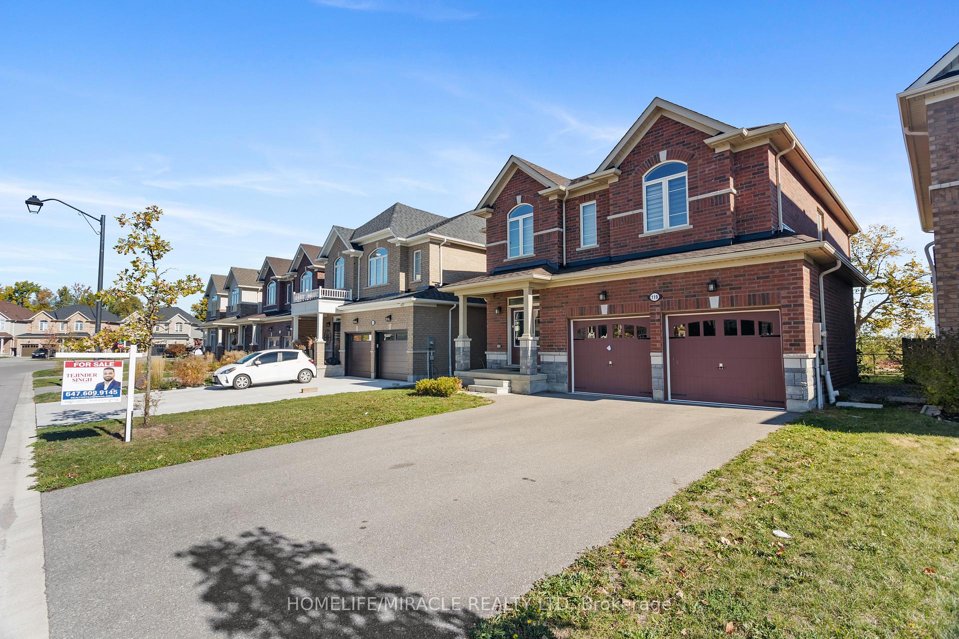 Photo 5 of 119 Oak Avenue, Brant, Paris — HOMEH