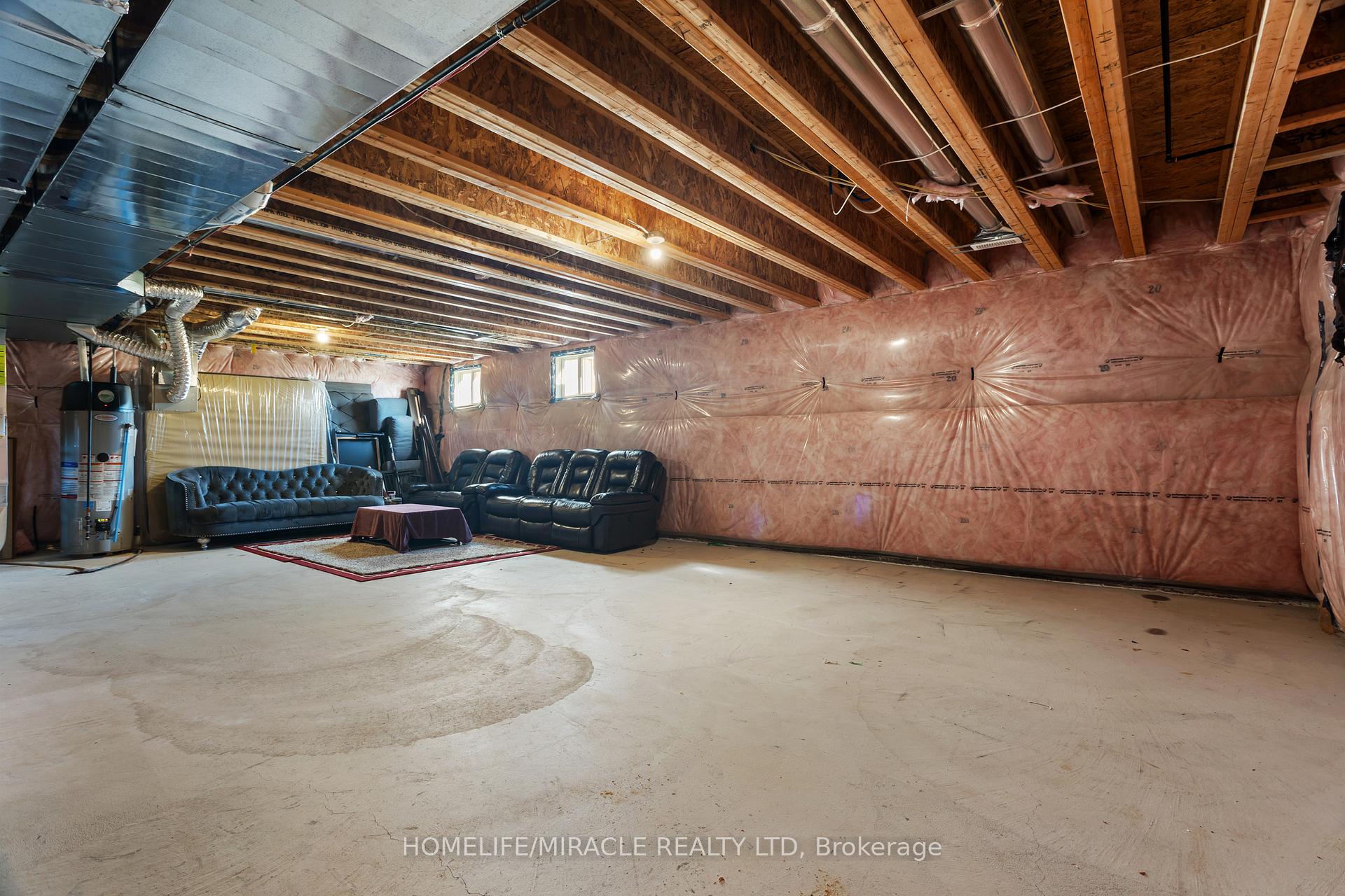 Photo 21 of 119 Oak Avenue, Brant, Paris — HOMEH