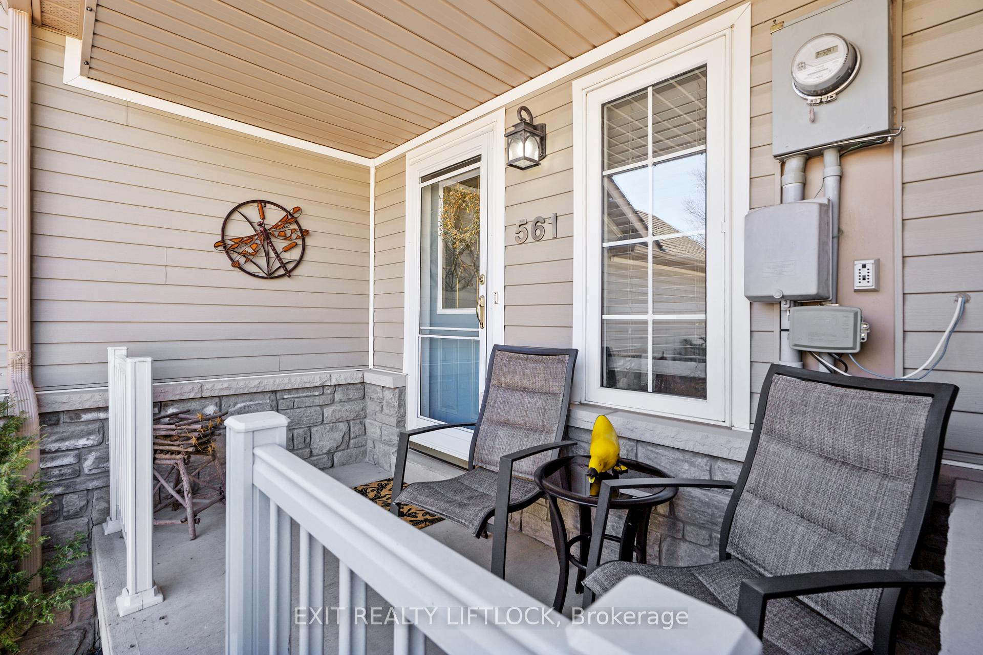 Photo 3 of 561 Garbutt Terrace, Peterborough, Northcrest Ward 5 — HOMEH