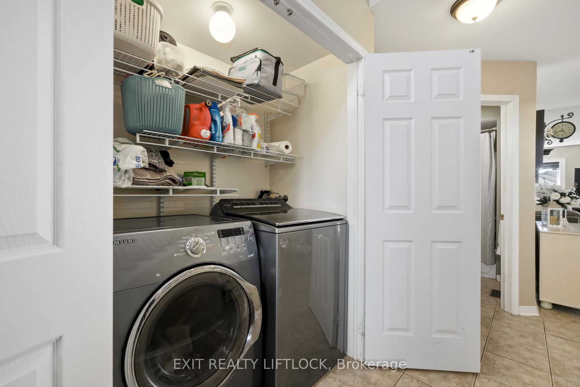 Photo 11 of 561 Garbutt Terrace, Peterborough, Northcrest Ward 5 — HOMEH