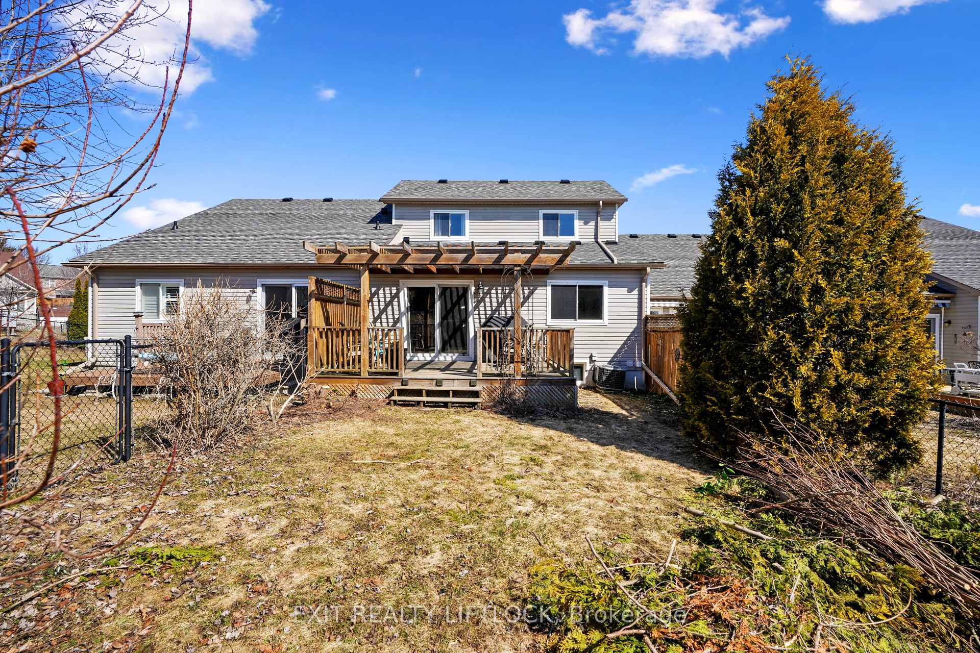 Photo 22 of 561 Garbutt Terrace, Peterborough, Northcrest Ward 5 — HOMEH