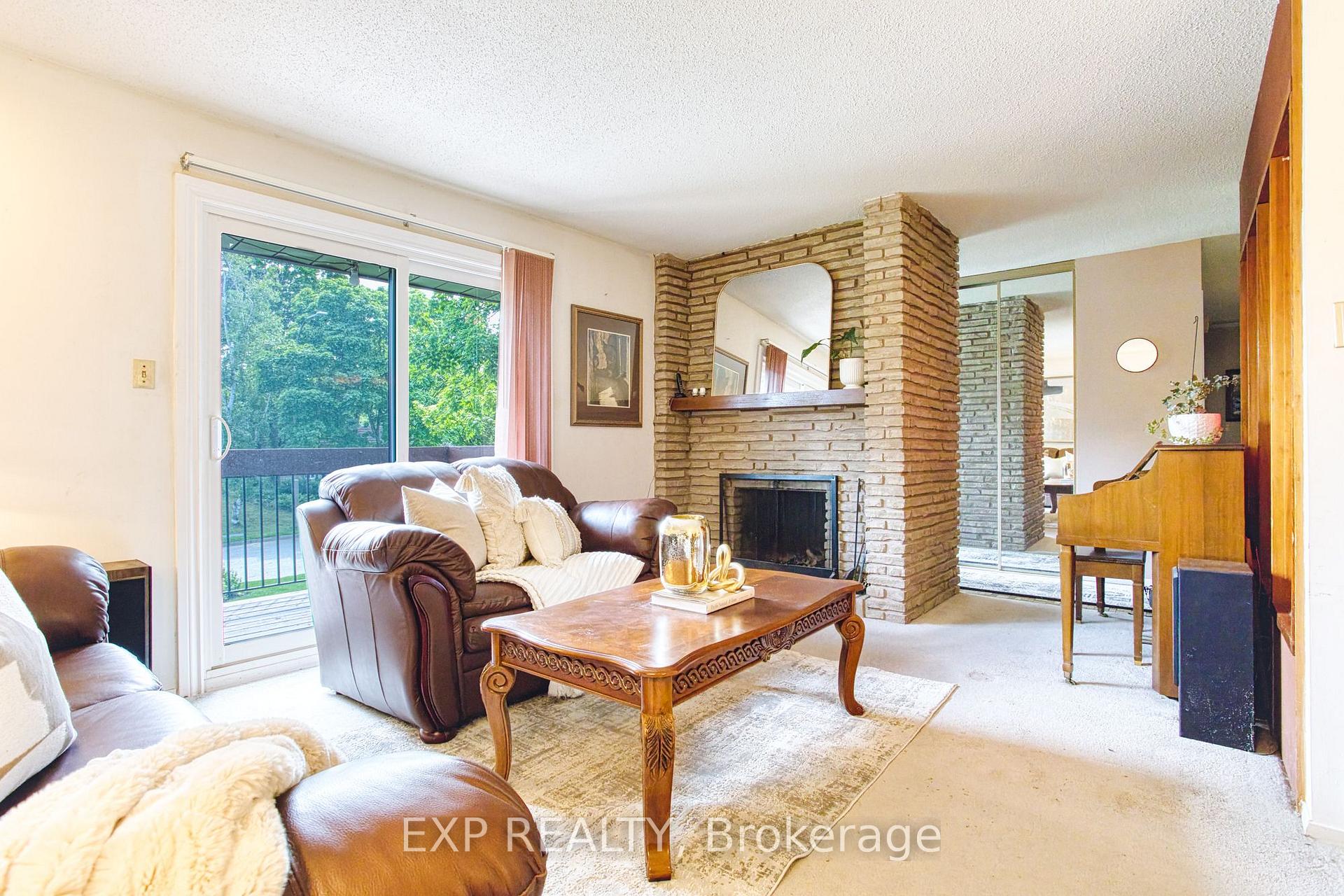 Photo 6 of 4 Cedar Glen, Grimsby, Grimsby West — HOMEH