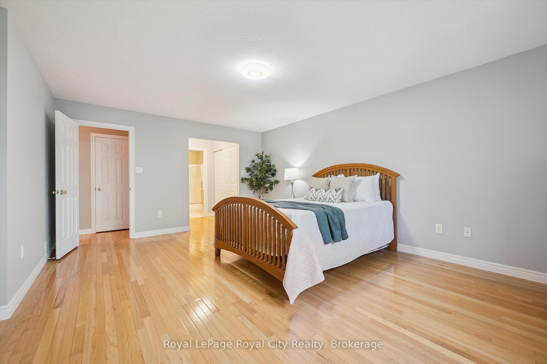 Photo 23 of 99 Schroder Crescent, Guelph, Grange Road — HOMEH