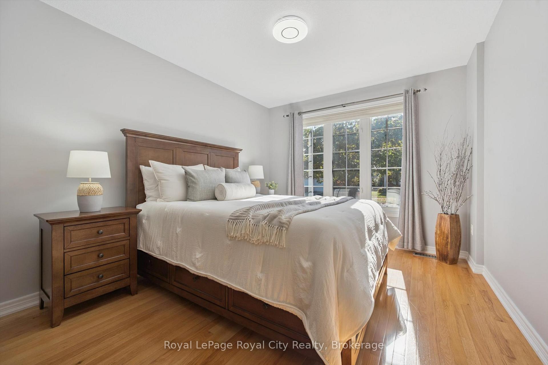 Photo 26 of 99 Schroder Crescent, Guelph, Grange Road — HOMEH