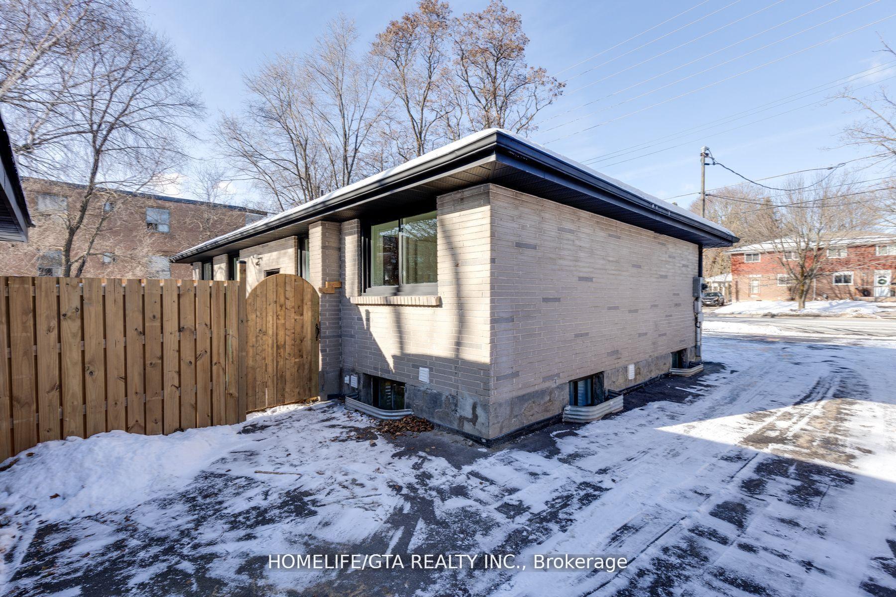Photo 32 of 835 Sherbrooke Street, Peterborough, Otonabee Ward 1 — HOMEH