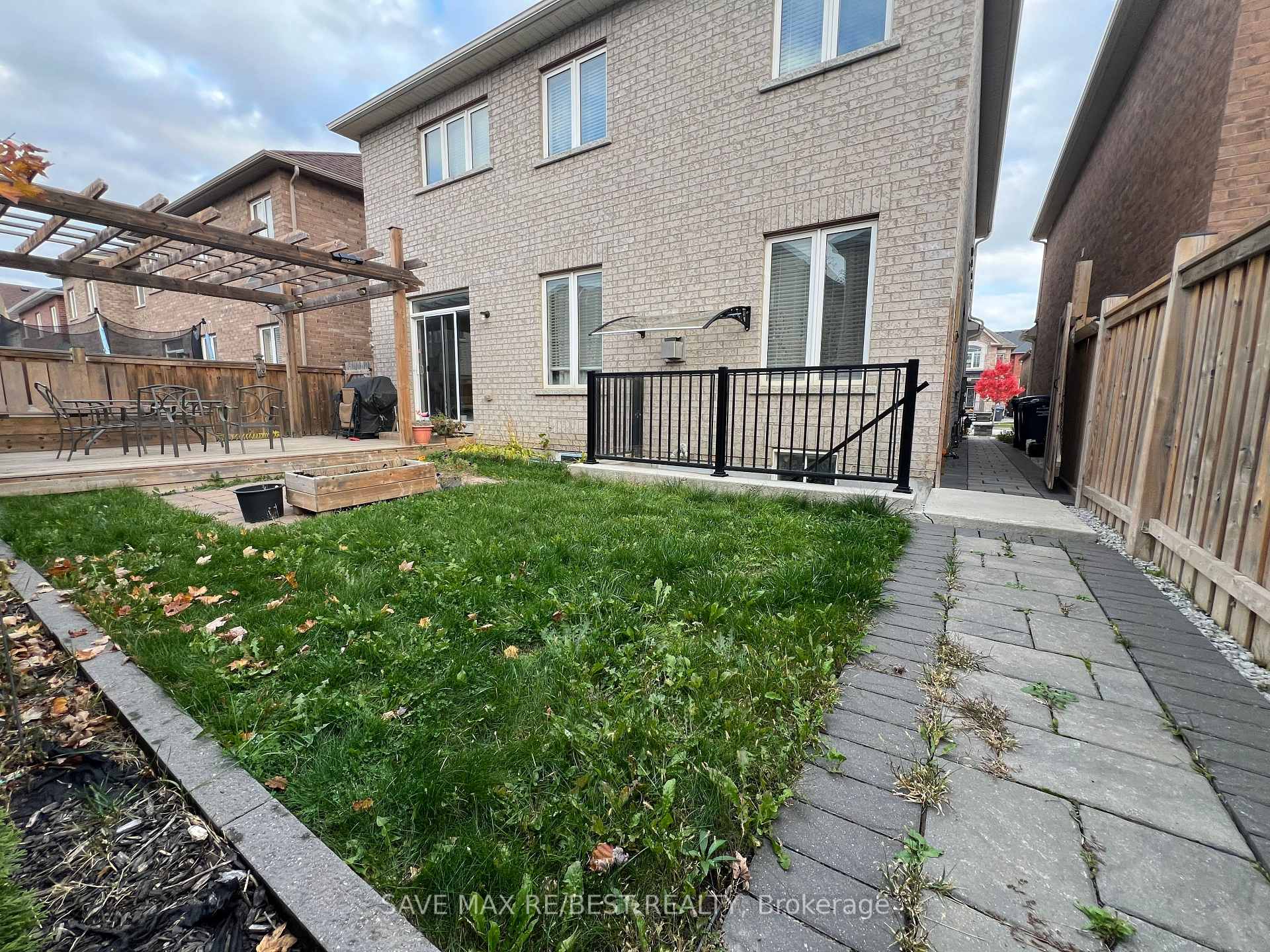 Photo 12 of Unit Basement, 8 Yardmaster Drive, Brampton, Northwest Brampton — HOMEH