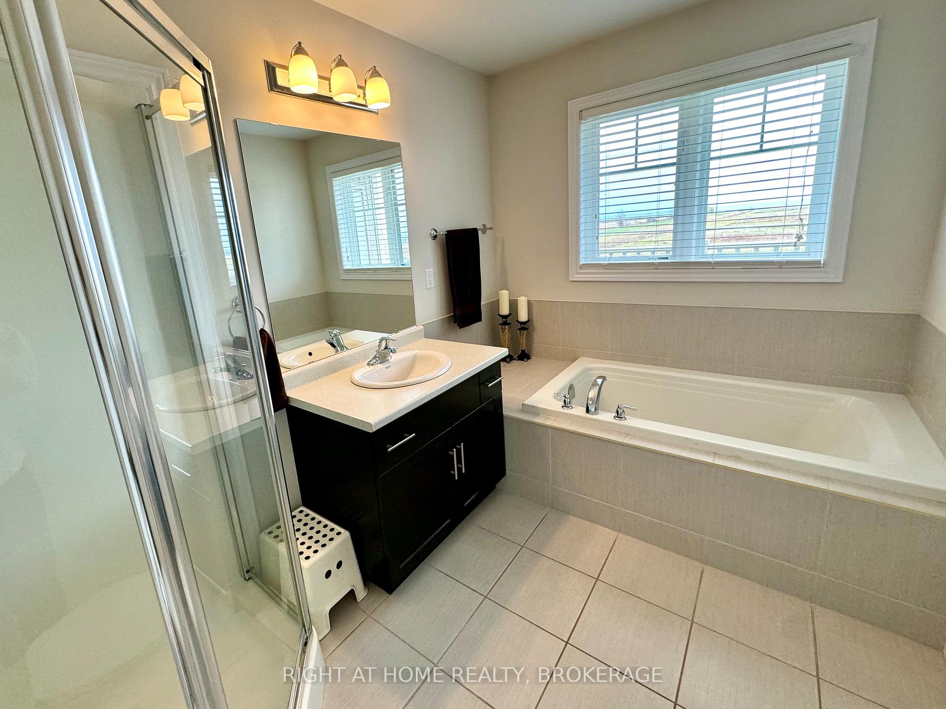 Photo 16 of Unit 18, 8 Lakelawn Road, Grimsby, Grimsby Beach — HOMEH