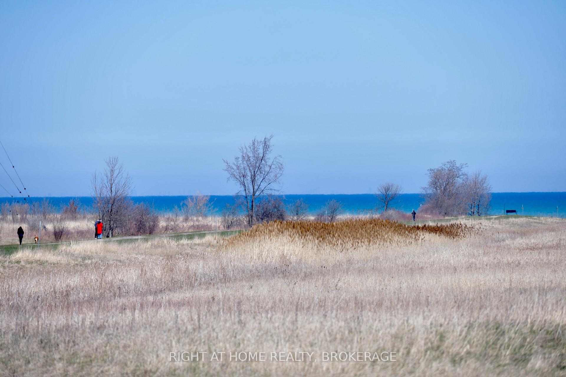 Photo 20 of Unit 18, 8 Lakelawn Road, Grimsby, Grimsby Beach — HOMEH