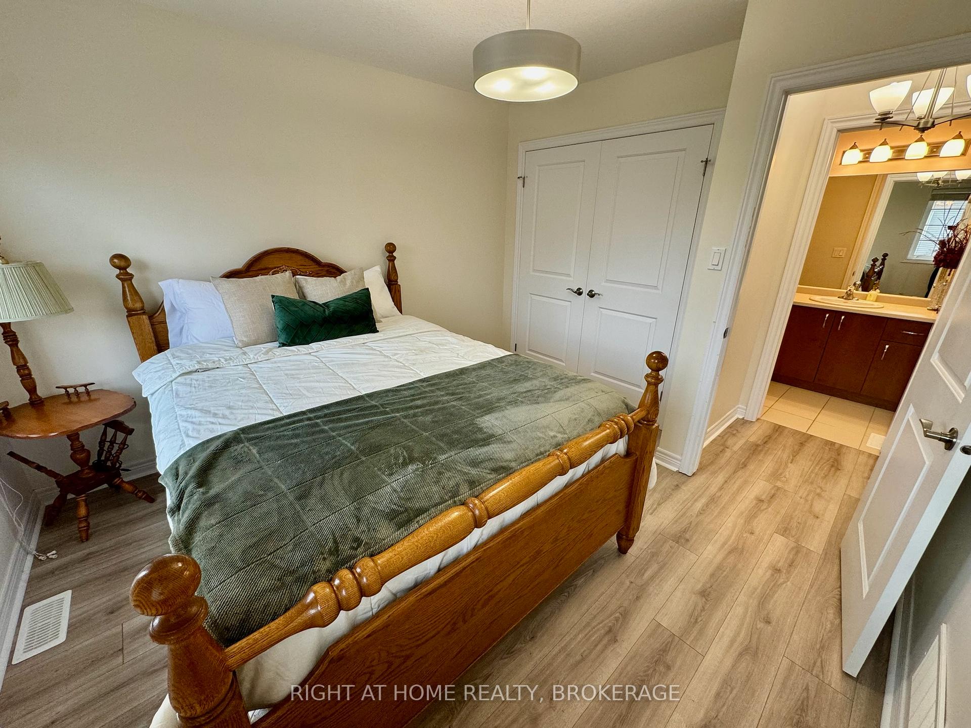 Photo 22 of Unit 18, 8 Lakelawn Road, Grimsby, Grimsby Beach — HOMEH