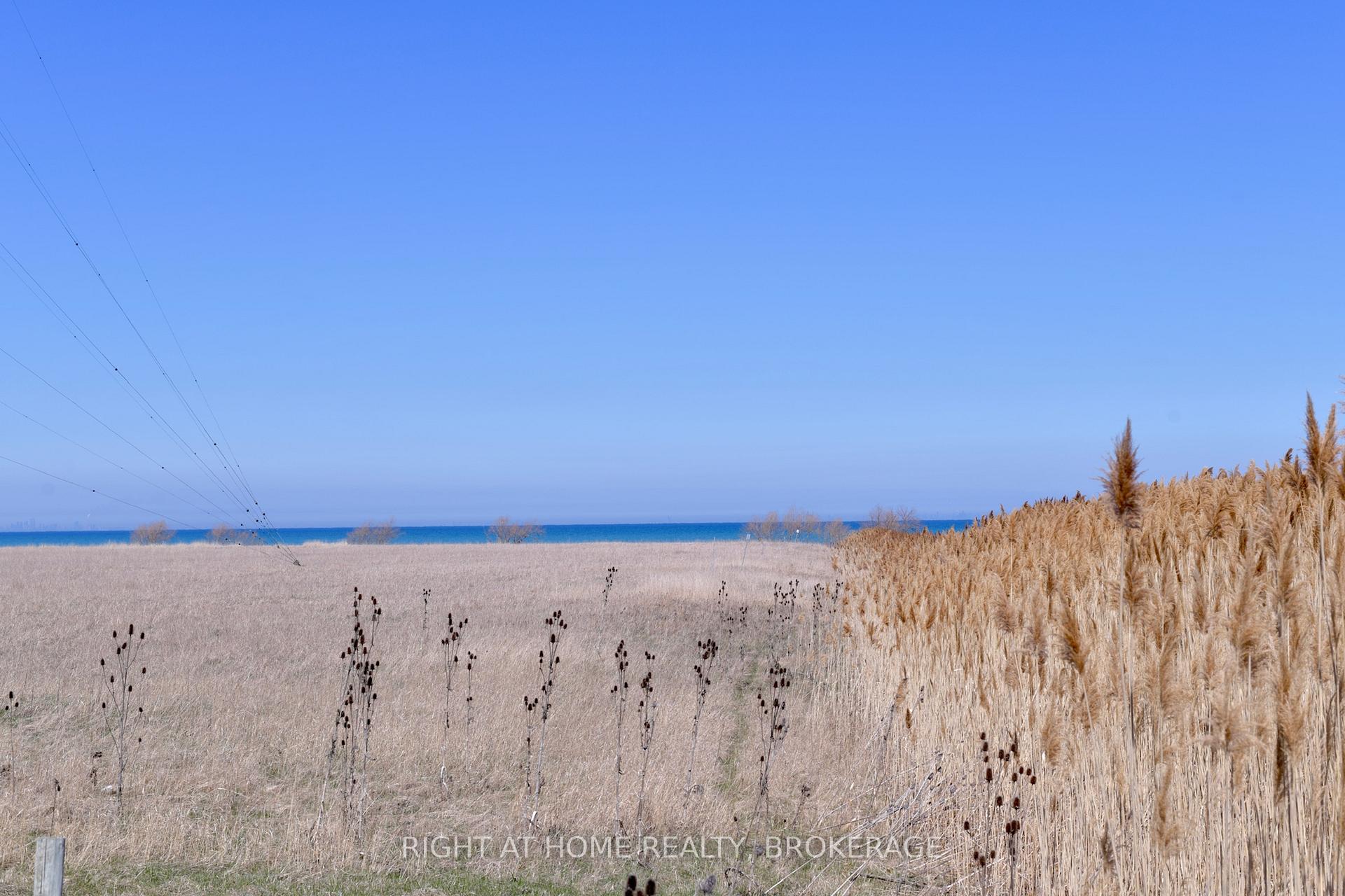 Photo 30 of Unit 18, 8 Lakelawn Road, Grimsby, Grimsby Beach — HOMEH