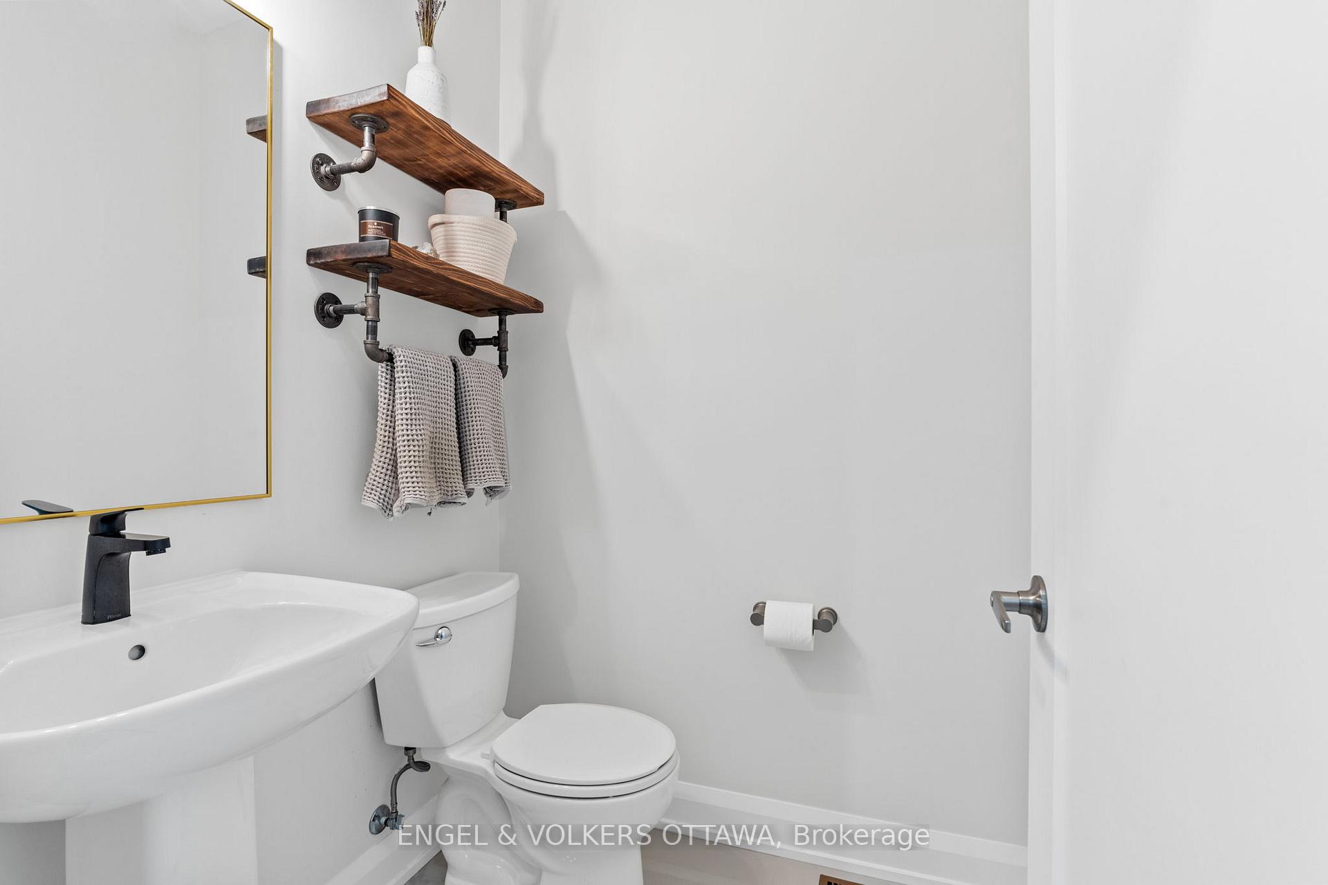 Photo 22 of 500 Shoreway Drive, Ottawa, Greely — HOMEH