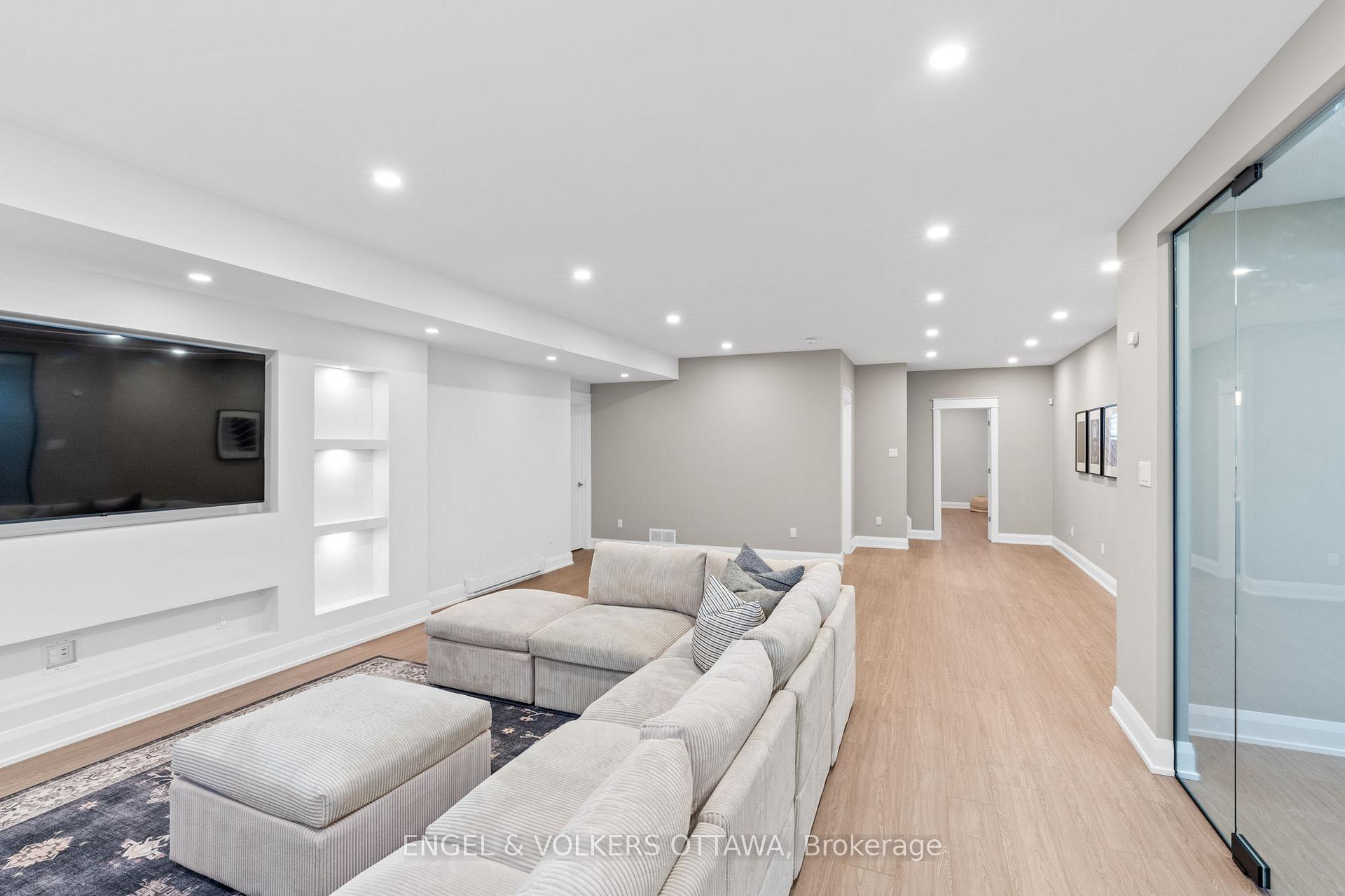 Photo 25 of 500 Shoreway Drive, Ottawa, Greely — HOMEH