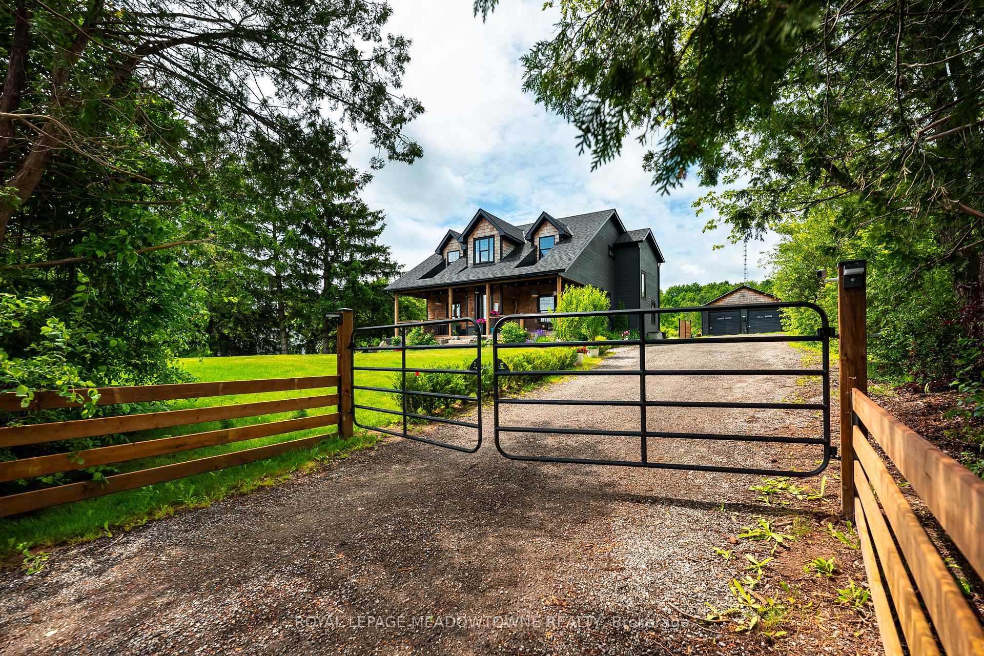 Front of 13394 Tenth Line