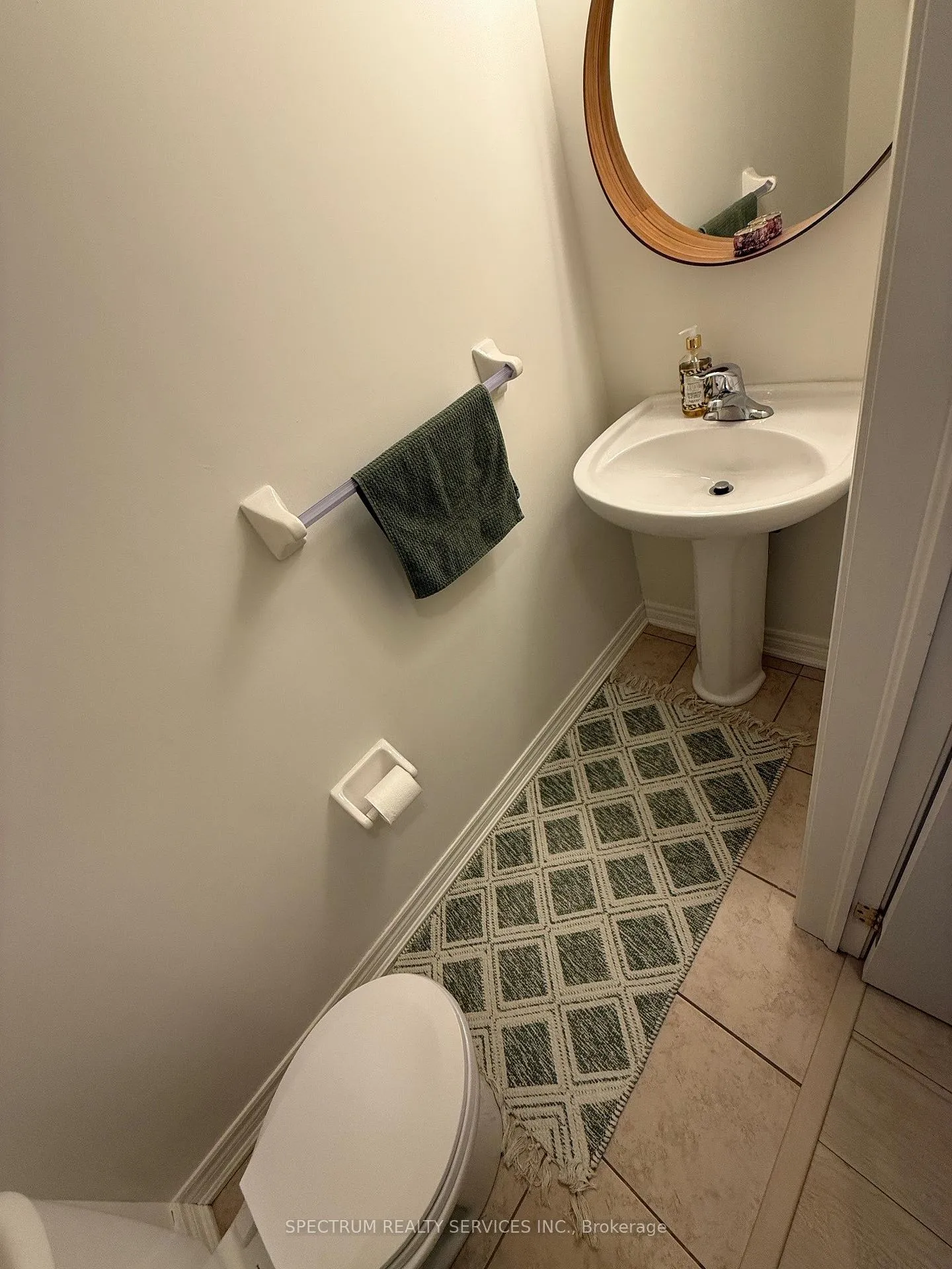 Photo 7 of 154 Truedell Circle, Hamilton, Waterdown — HOMEH