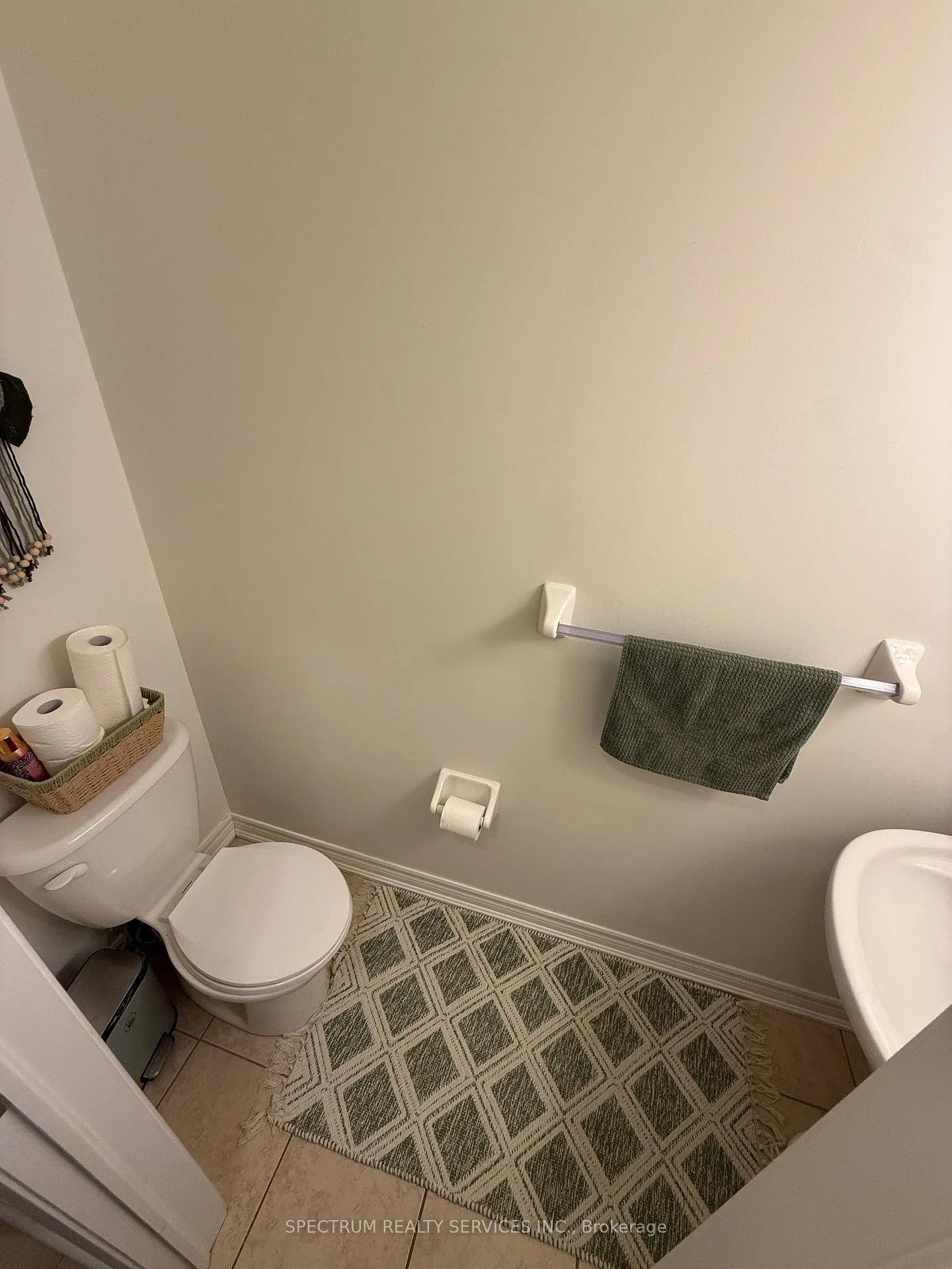Photo 8 of 154 Truedell Circle, Hamilton, Waterdown — HOMEH