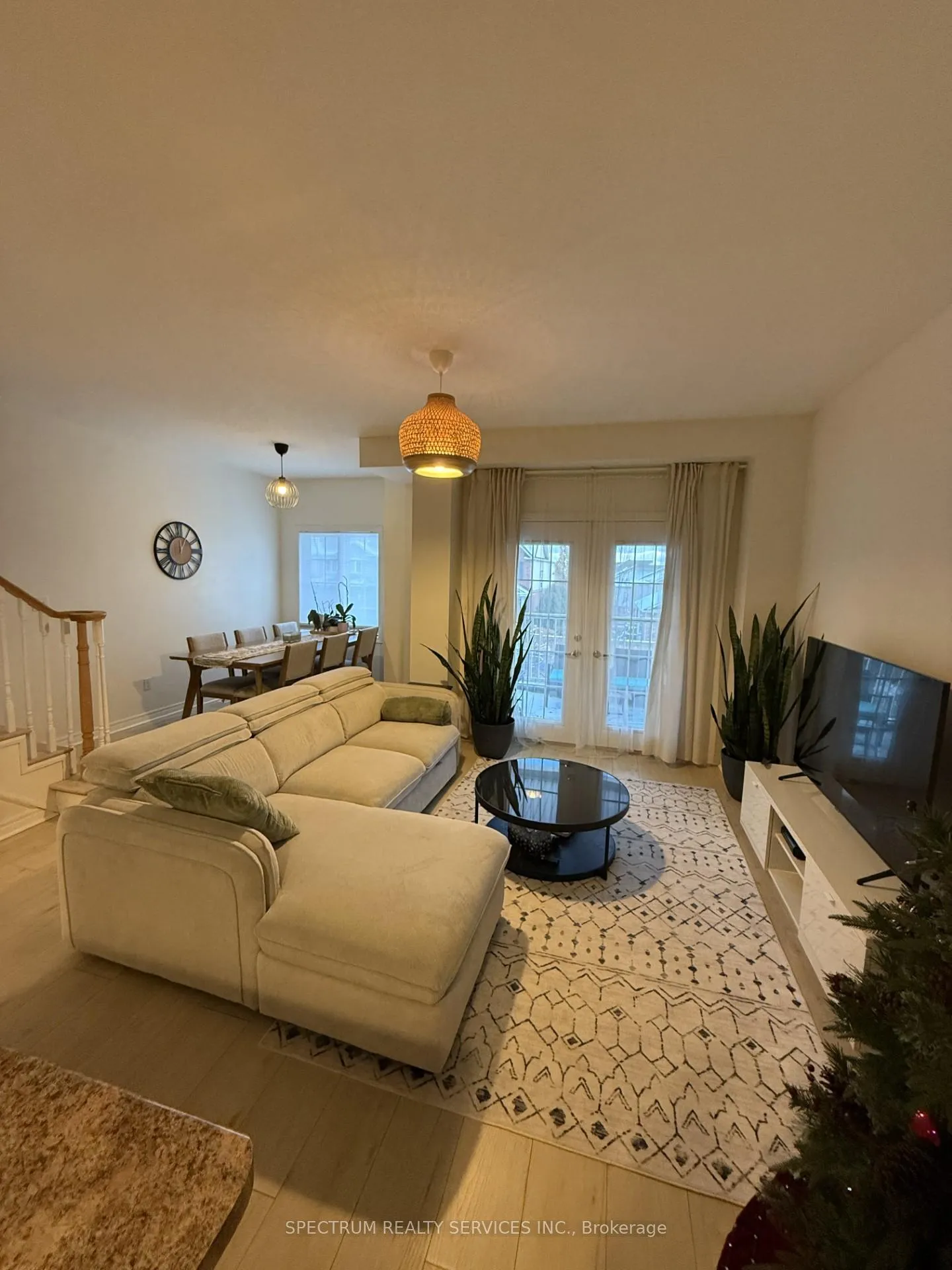 Photo 14 of 154 Truedell Circle, Hamilton, Waterdown — HOMEH