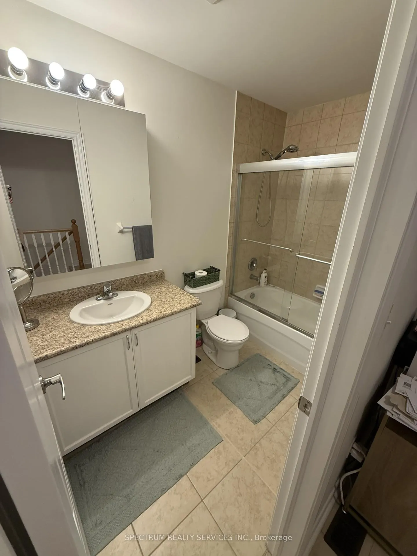 Photo 26 of 154 Truedell Circle, Hamilton, Waterdown — HOMEH