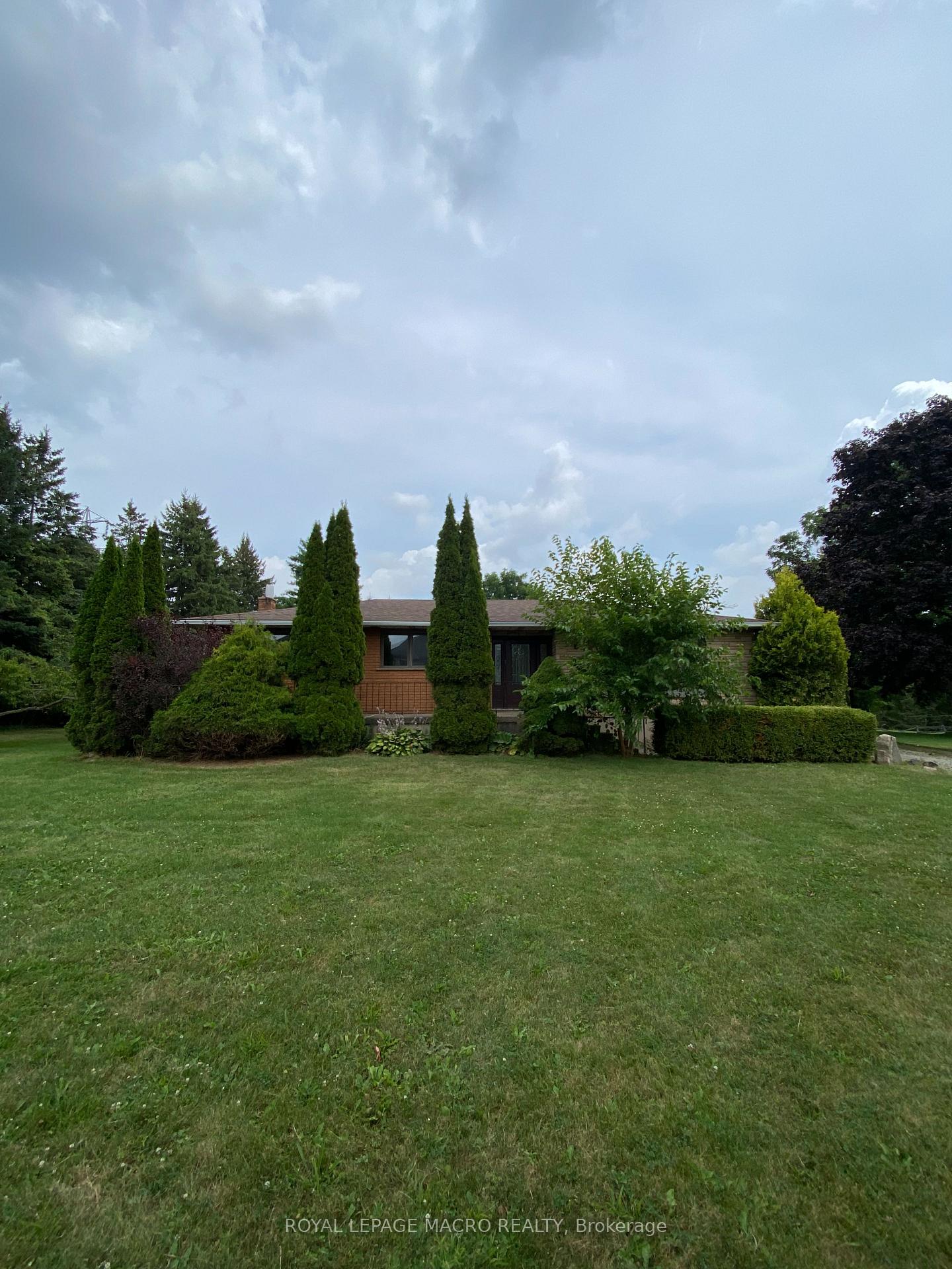 Photo 1 of 277 Pottruff Road, Brant, Paris — HOMEH