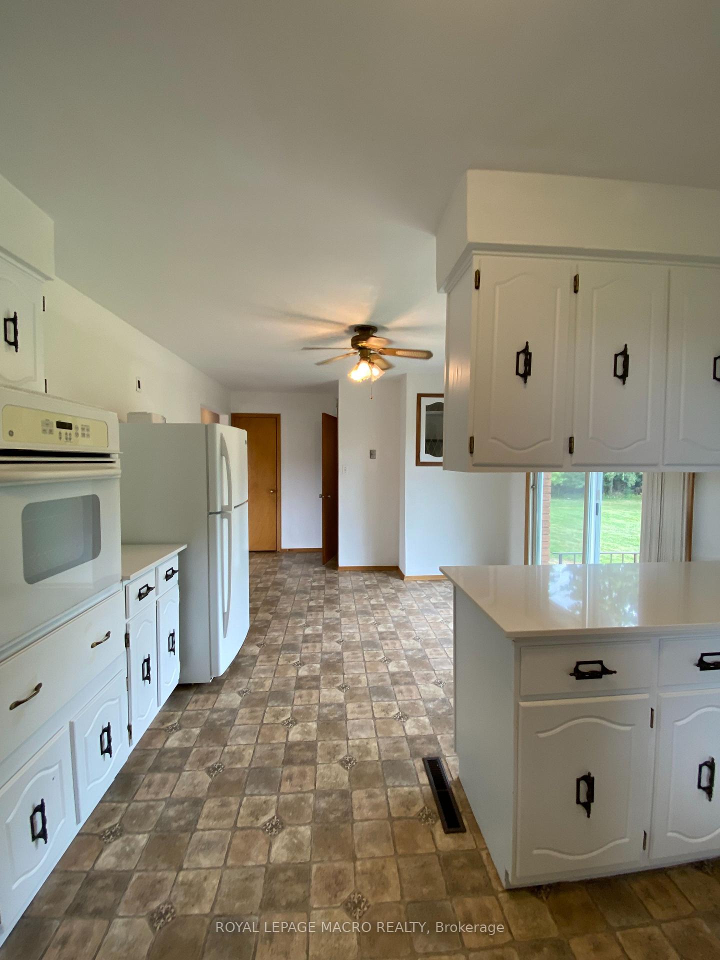 Photo 9 of 277 Pottruff Road, Brant, Paris — HOMEH