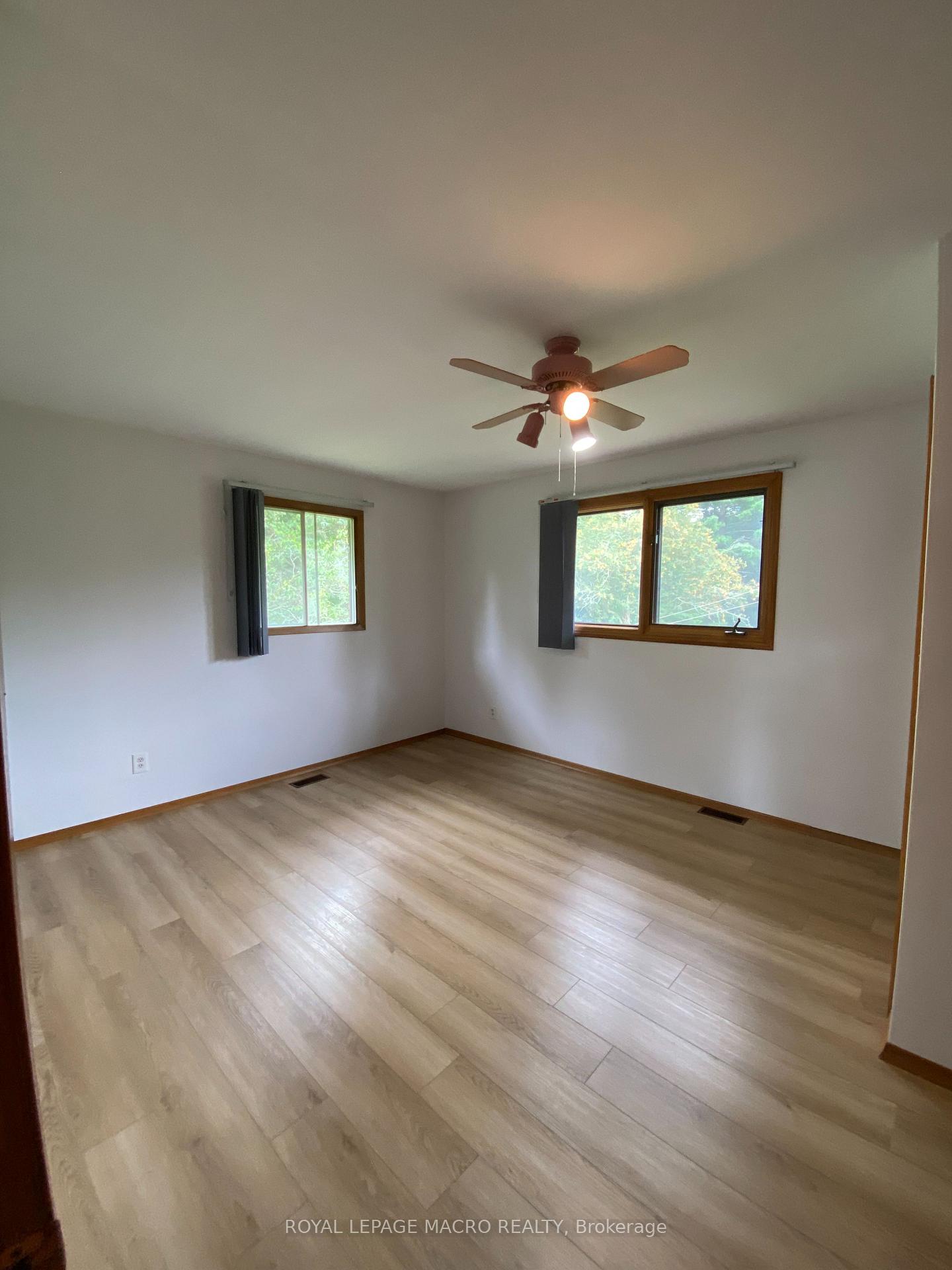 Photo 15 of 277 Pottruff Road, Brant, Paris — HOMEH