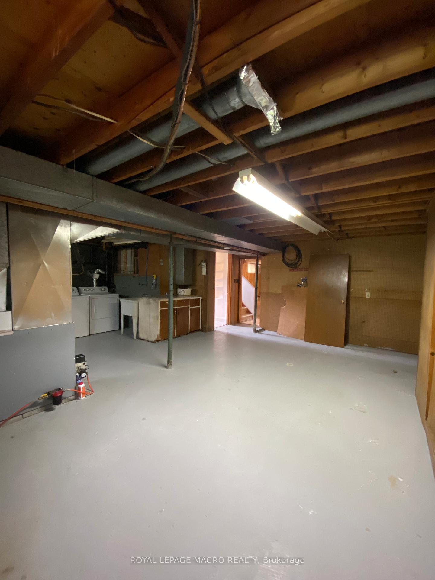 Photo 21 of 277 Pottruff Road, Brant, Paris — HOMEH
