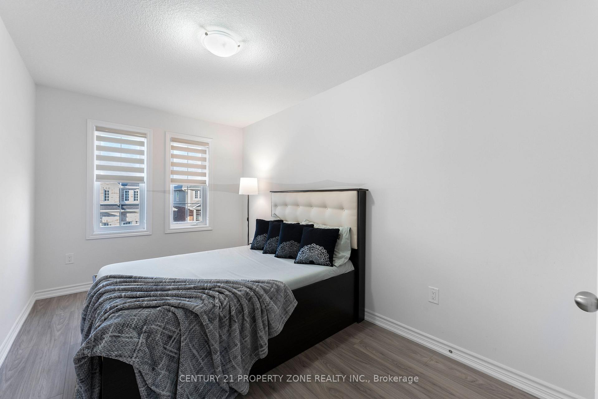 Photo 20 of 19 Elsegood Drive, Guelph, Kortright East — HOMEH
