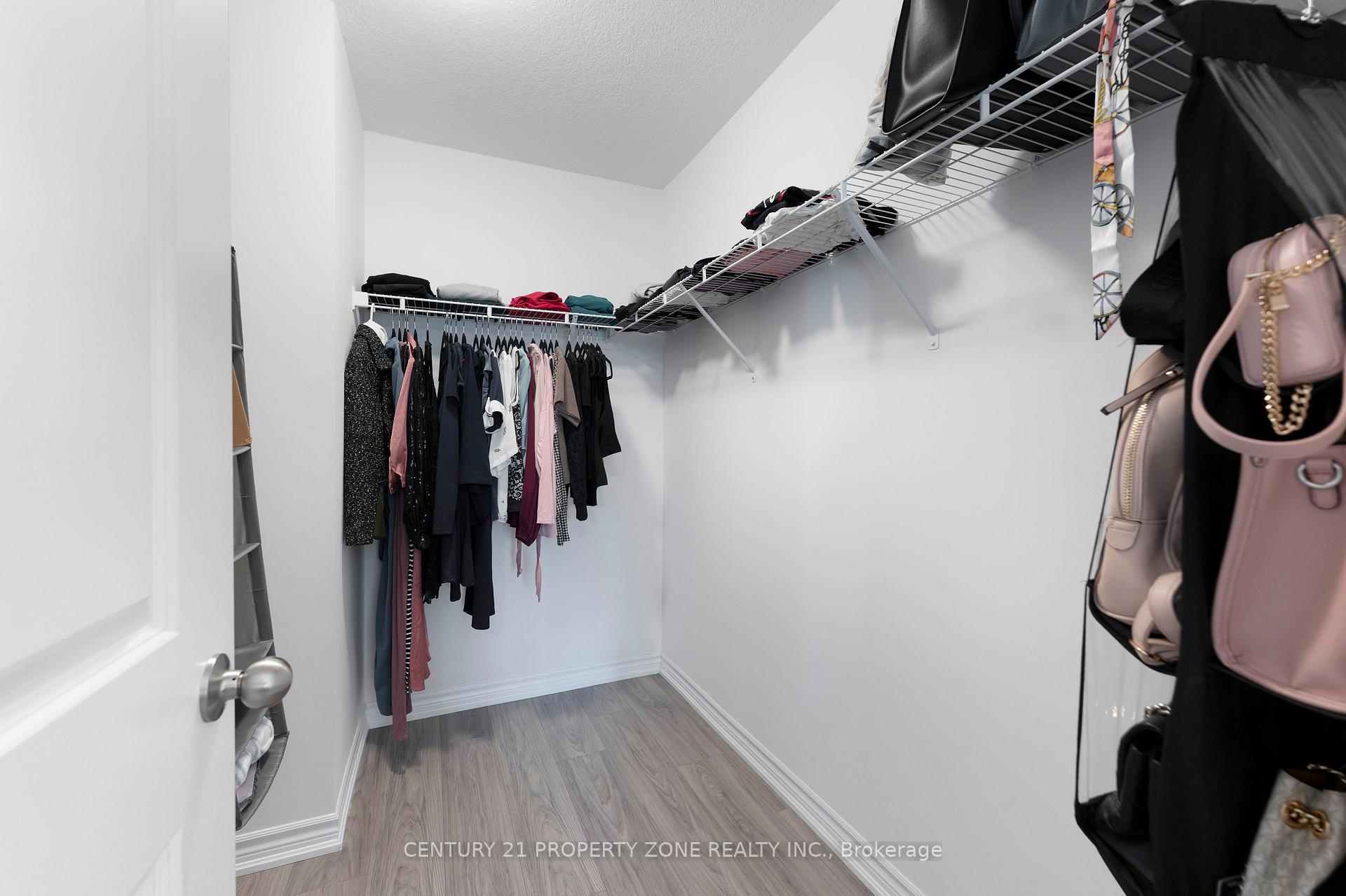 Photo 28 of 19 Elsegood Drive, Guelph, Kortright East — HOMEH