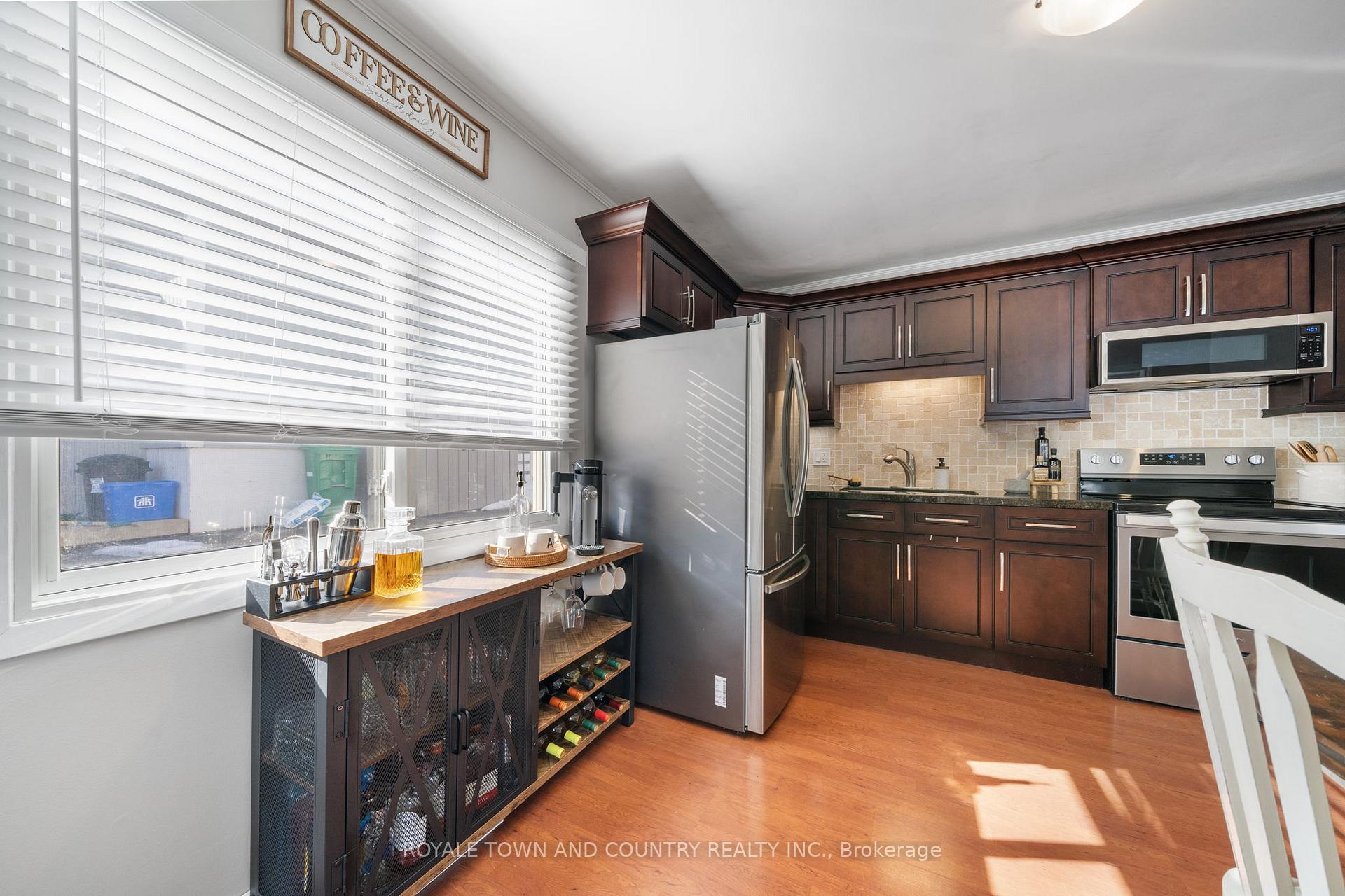 Photo 8 of 1672 Redwood Drive, Peterborough, Monaghan Ward 2 — HOMEH