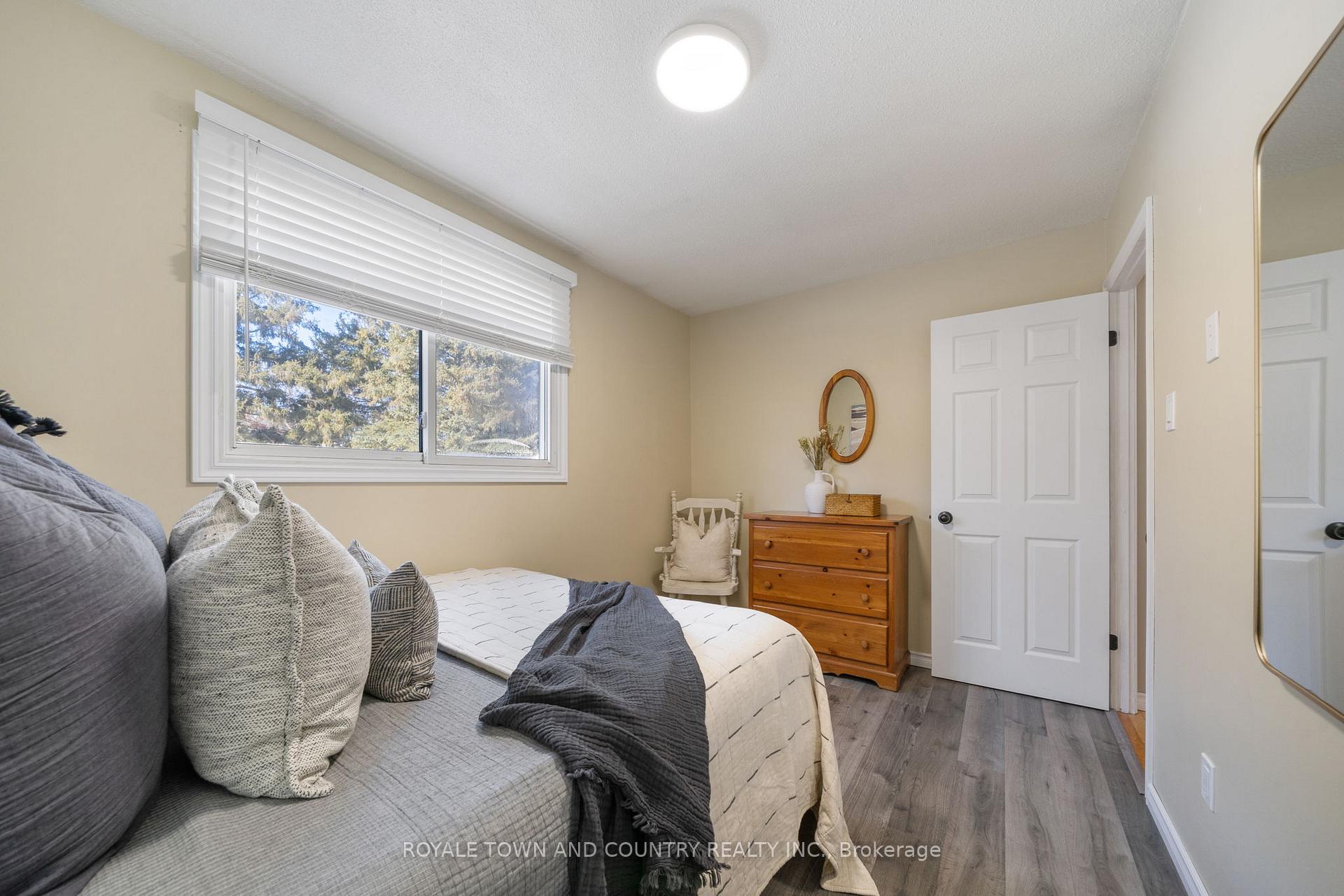 Photo 16 of 1672 Redwood Drive, Peterborough, Monaghan Ward 2 — HOMEH