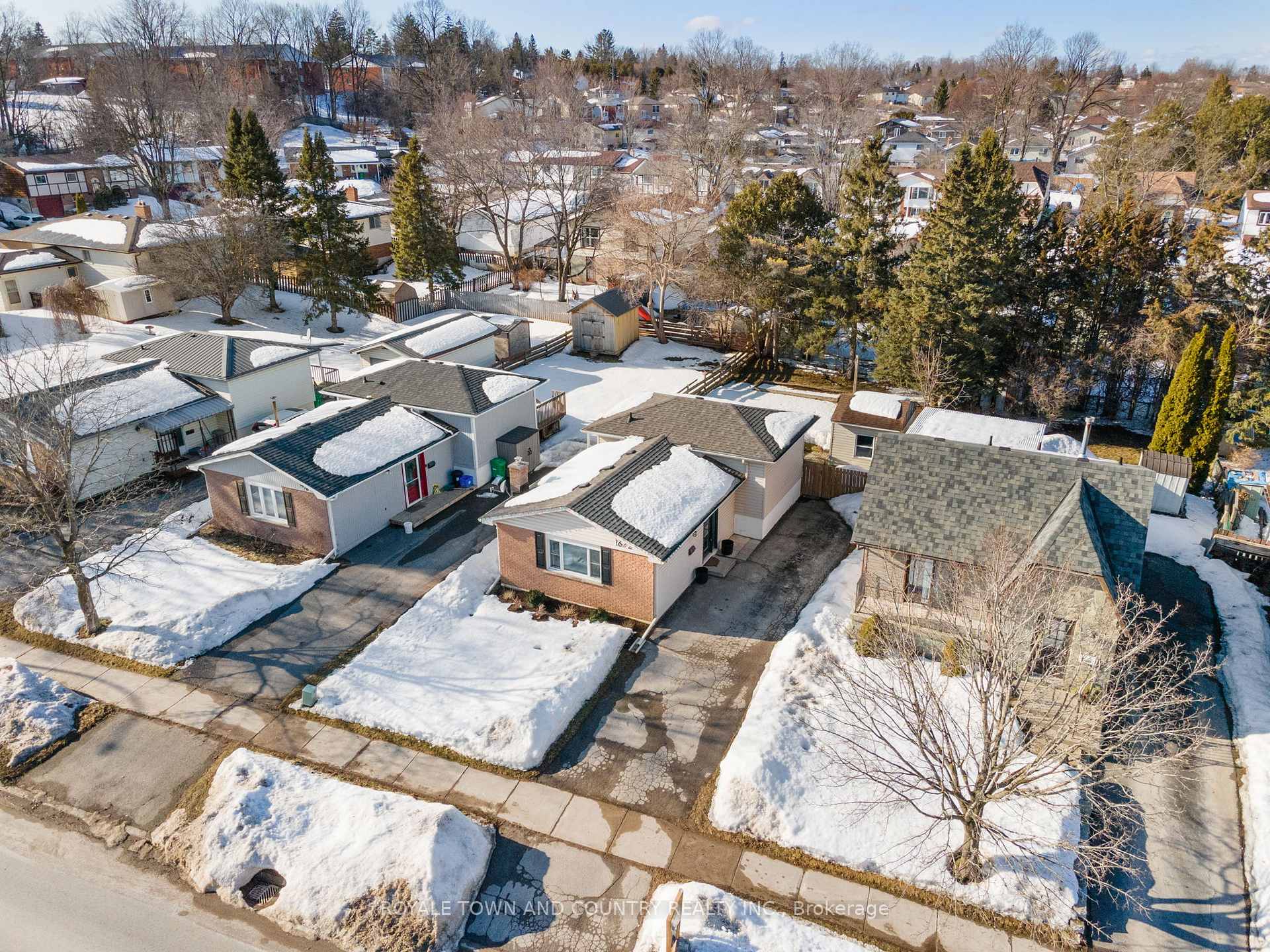 Photo 28 of 1672 Redwood Drive, Peterborough, Monaghan Ward 2 — HOMEH