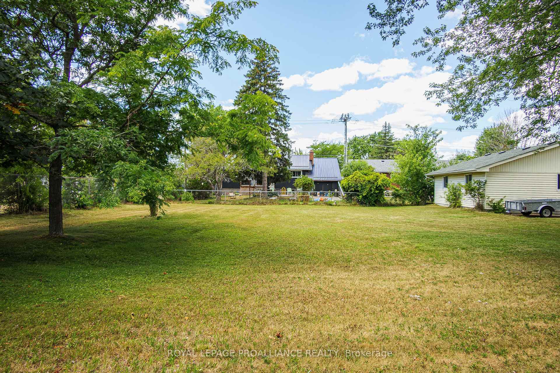 Photo 38 of 9 Maple Drive, Belleville, Belleville Ward — HOMEH