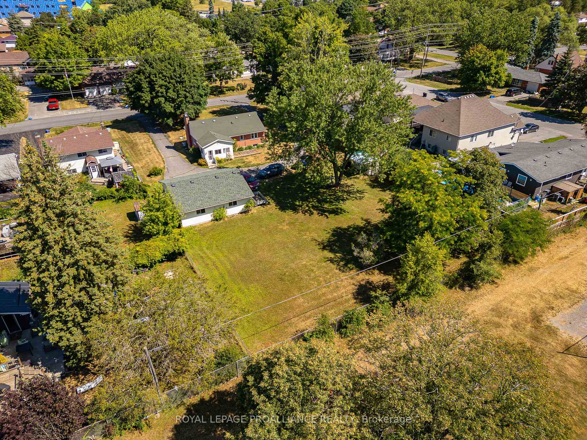 Photo 42 of 9 Maple Drive, Belleville, Belleville Ward — HOMEH
