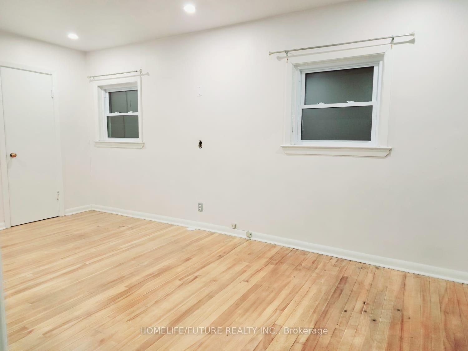 Photo 2 of 521 Monaghan Road, Peterborough, Otonabee Ward 1 — HOMEH