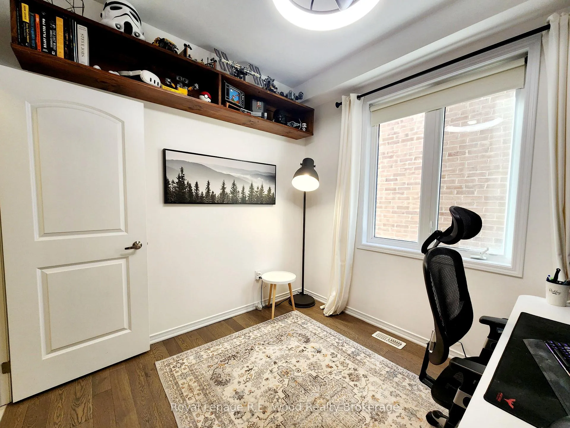 Photo 9 of 93 Cactus Crescent, Hamilton, Stoney Creek Mountain — HOMEH