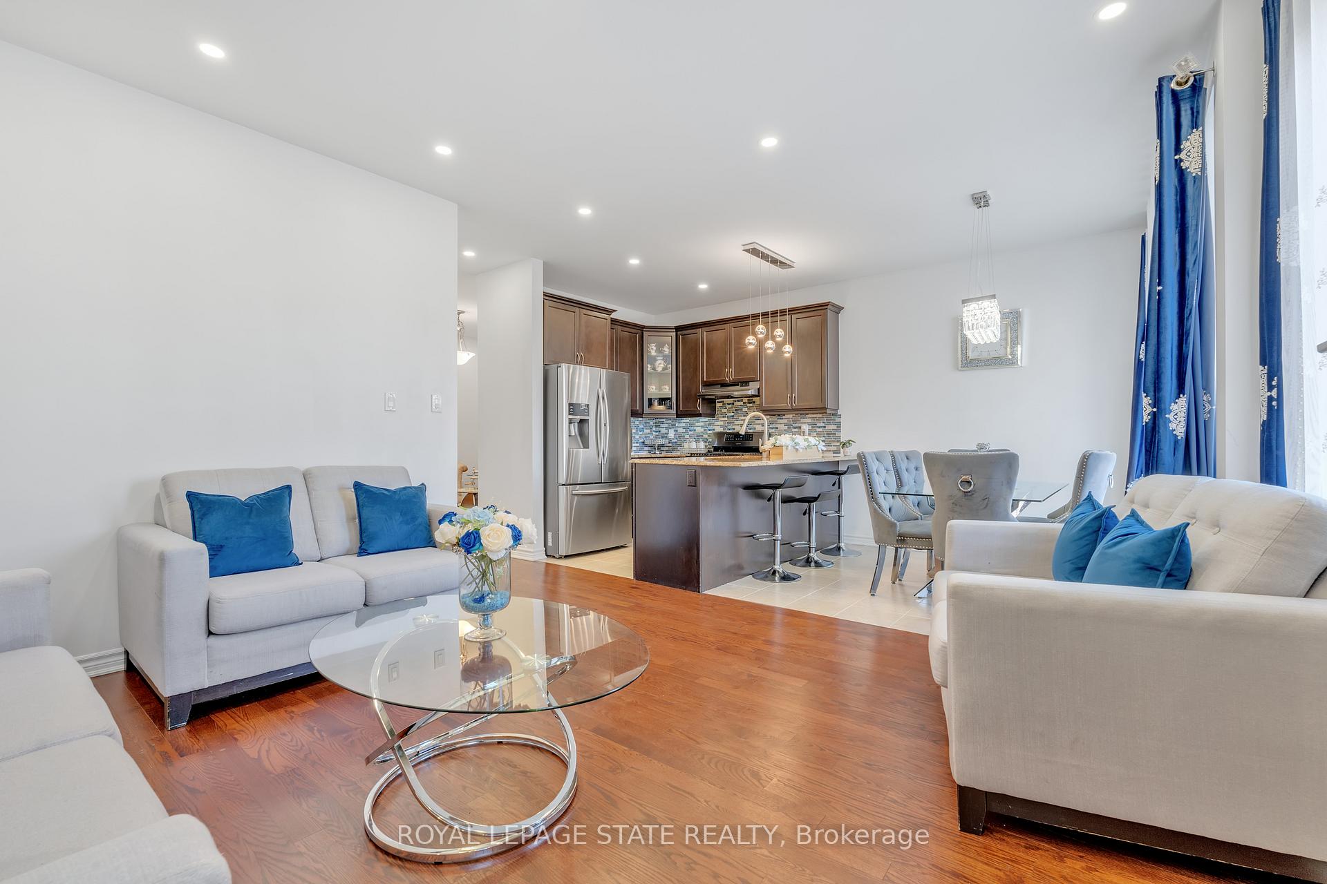 Photo 13 of 1519 Farmstead Drive, Milton, Ford — HOMEH