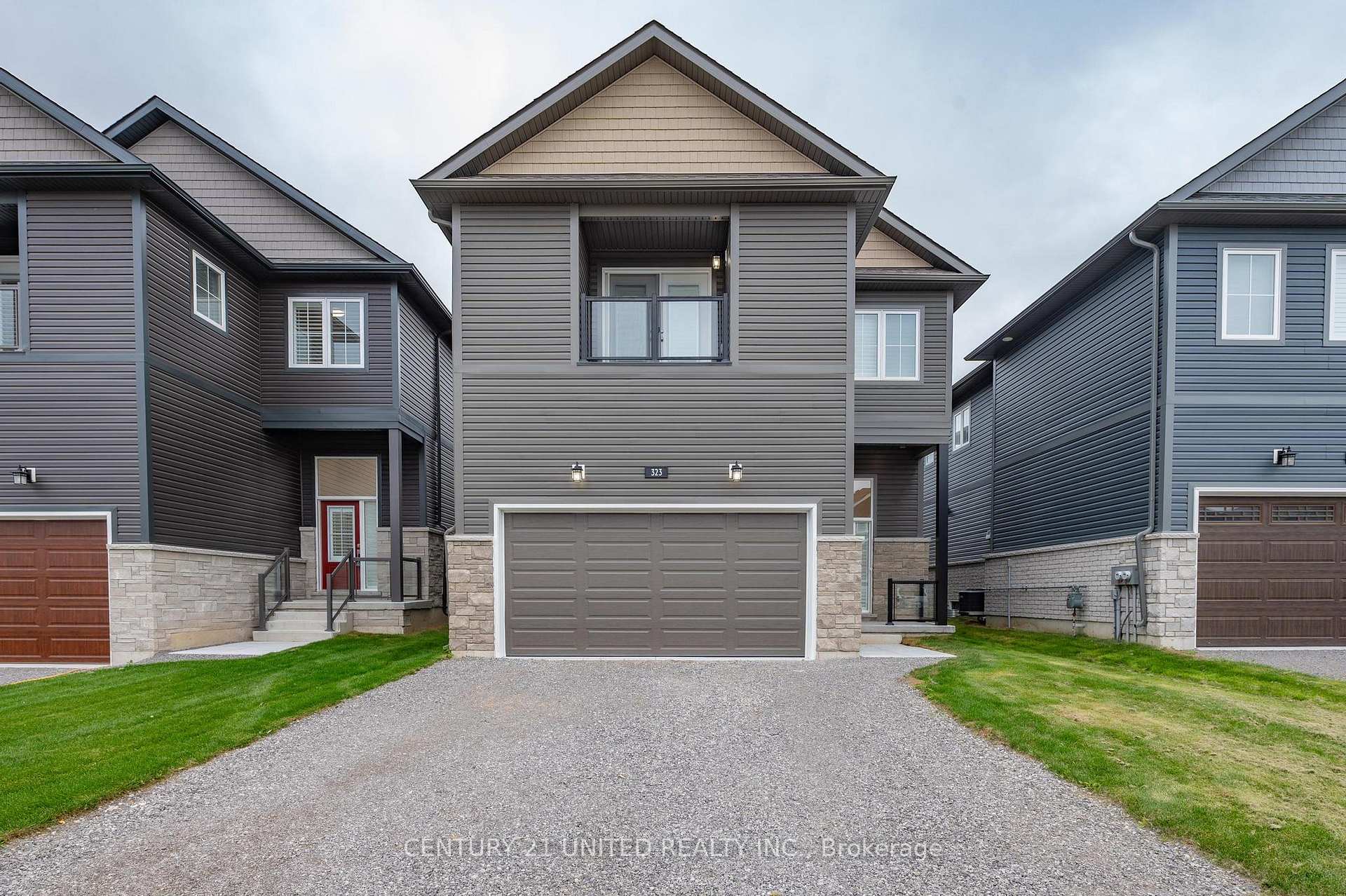 Photo 1 of 323 Mullighan Gardens, Peterborough, Monaghan Ward 2 — HOMEH