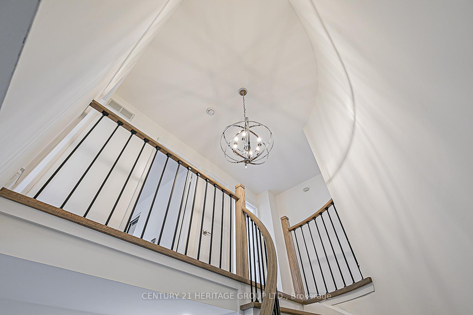 Photo 20 of 35 Buchanan Crescent, Aurora, Aurora Village — HOMEH