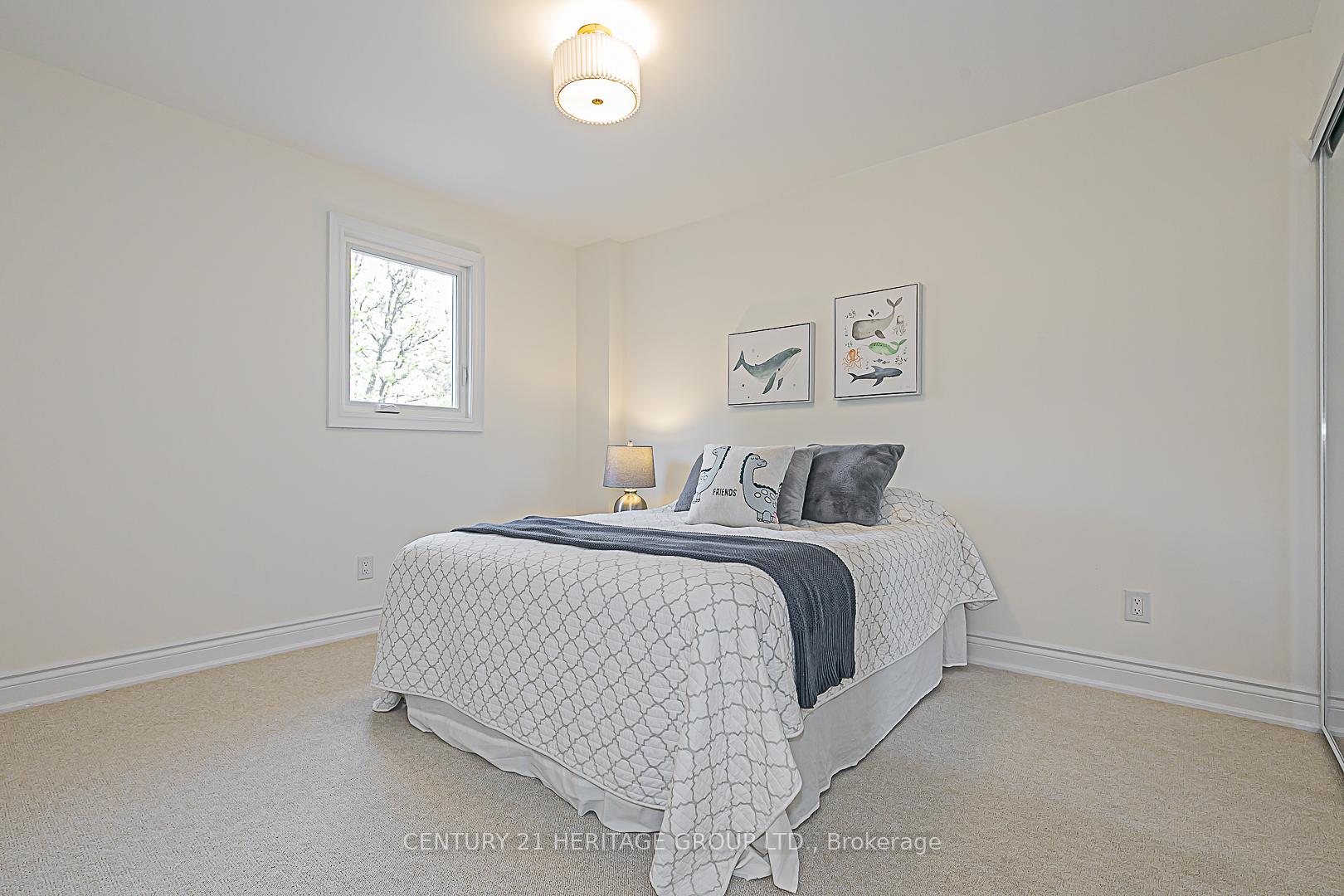 Photo 32 of 35 Buchanan Crescent, Aurora, Aurora Village — HOMEH