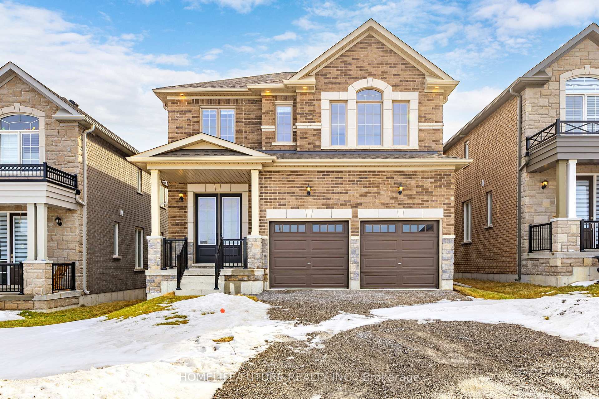 Photo 1 of 229 O'Neil Street, Peterborough, Monaghan Ward 2 — HOMEH