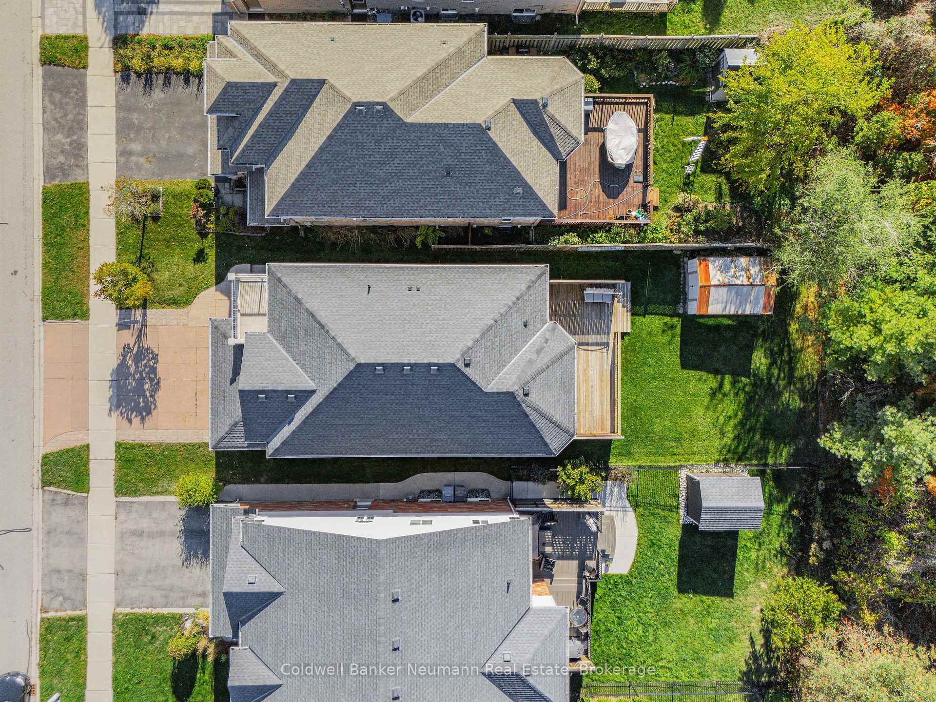 Photo 3 of 42 Mcarthur Drive, Guelph, Pineridge/Westminster Woods — HOMEH